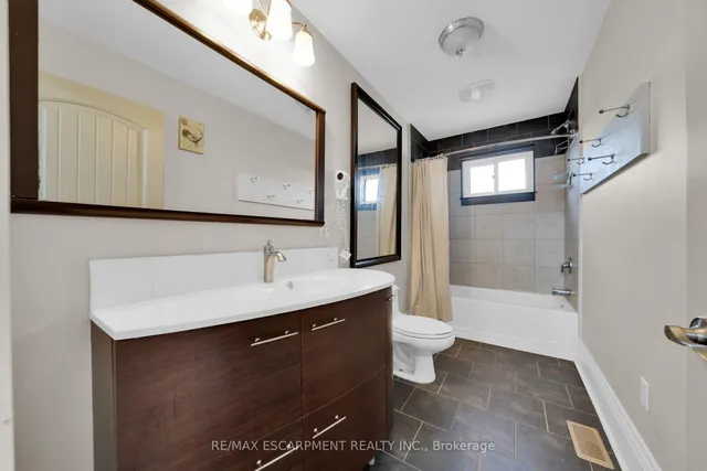 Additional property image - 550 Beach Blvd