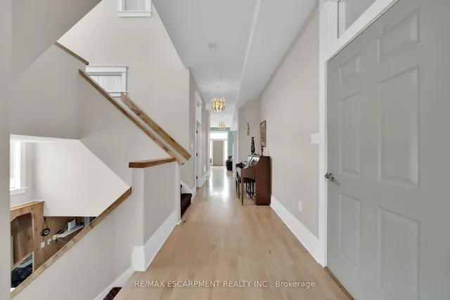 Additional property image - 550 Beach Blvd