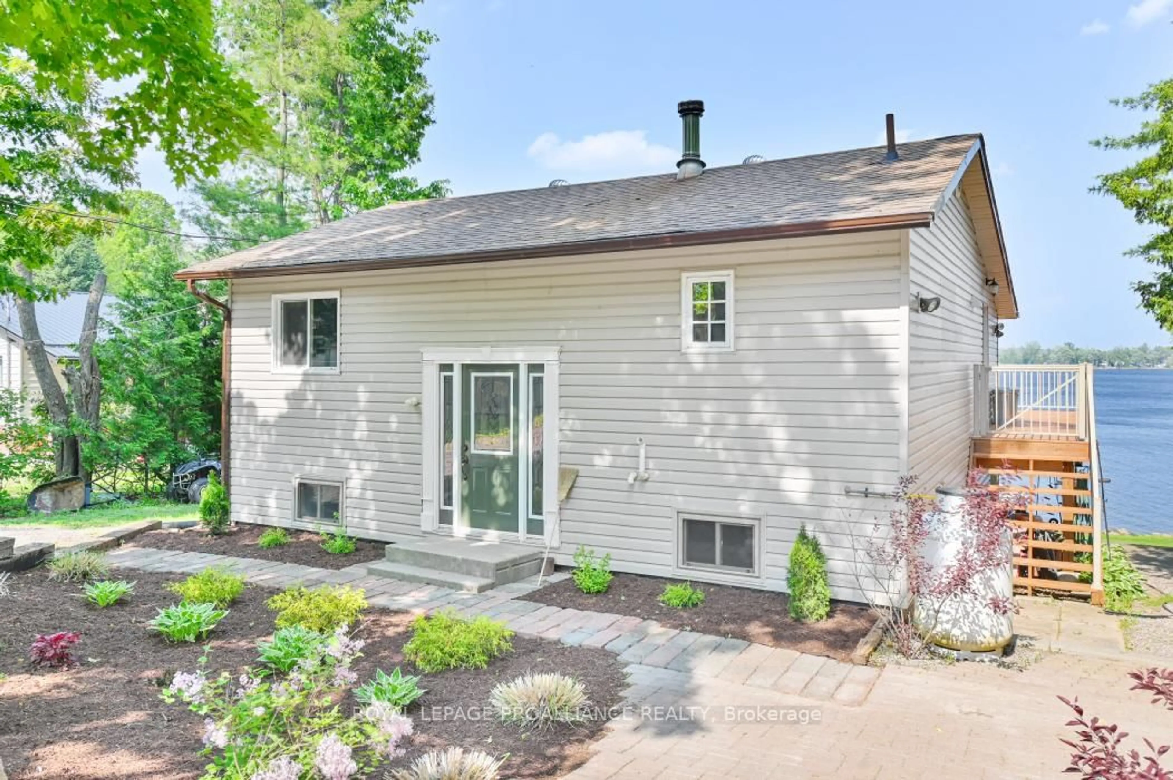 Home with vinyl exterior material, street for 88 Sumac Lane, Tweed Ontario K0K 3J0