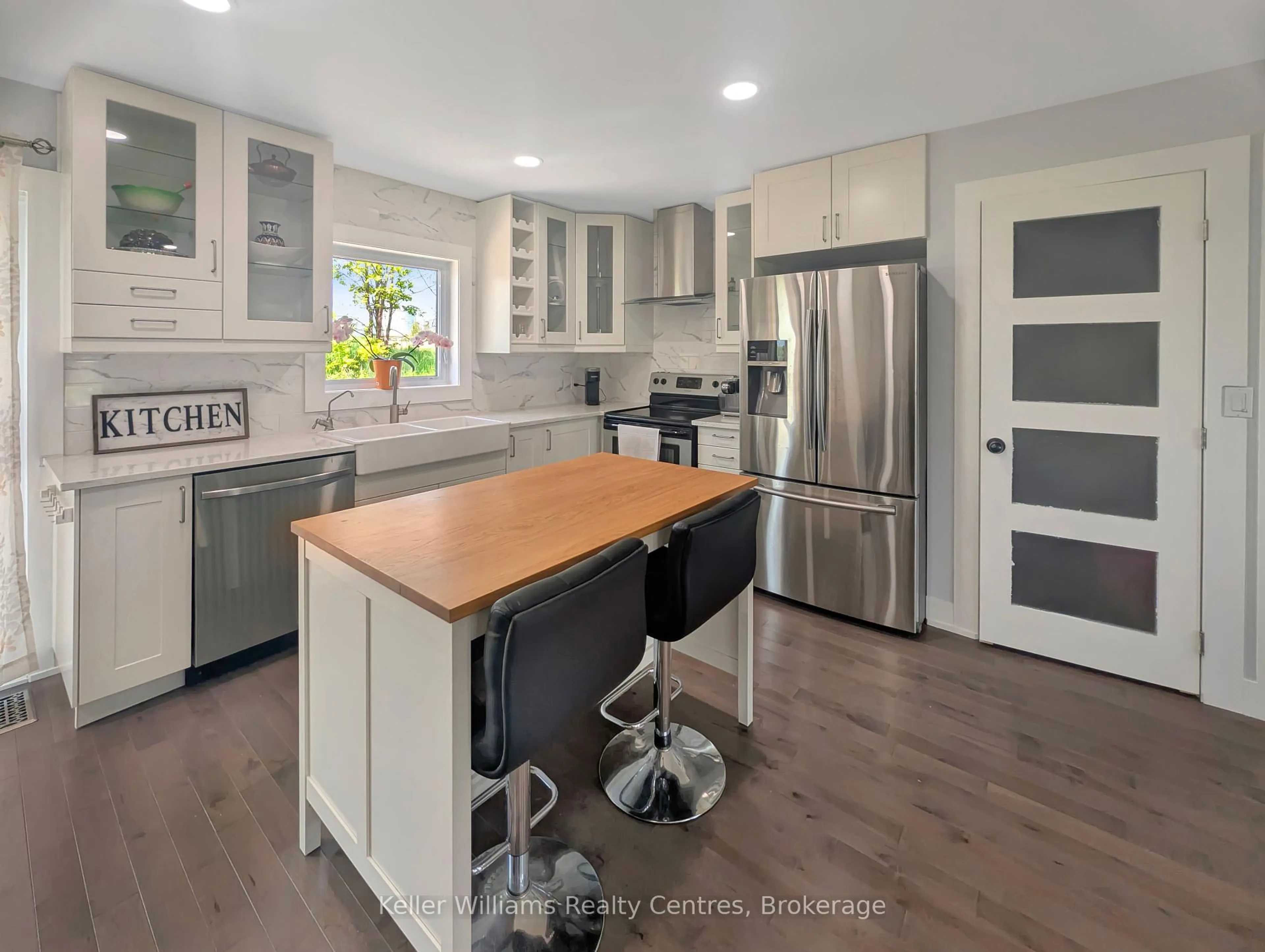Open concept kitchen, unknown for 20 RED BAY Rd, South Bruce Peninsula Ontario N0H 2T0