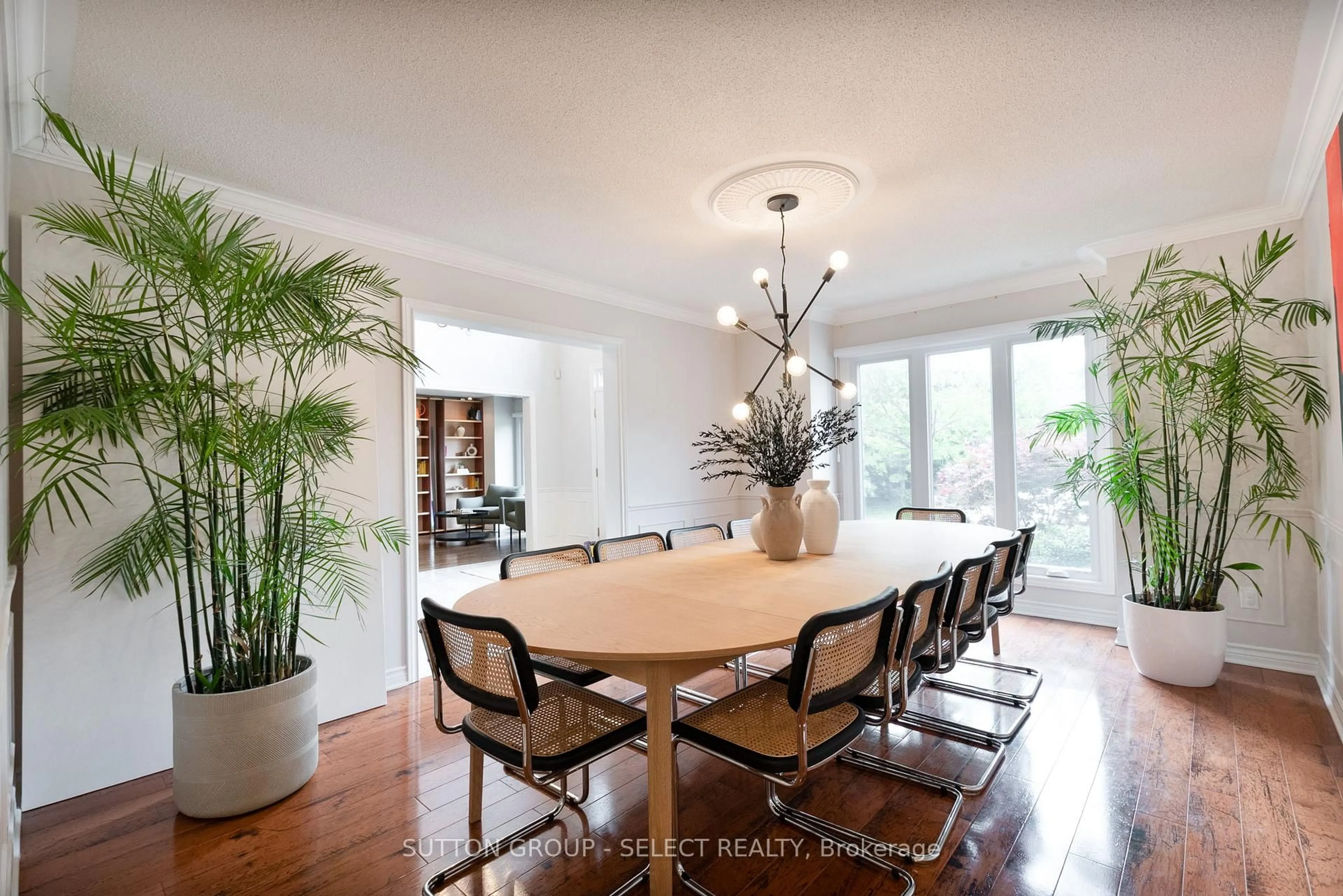 Dining room, unknown for 27 Glenridge Cres, London North Ontario N6G 4W5