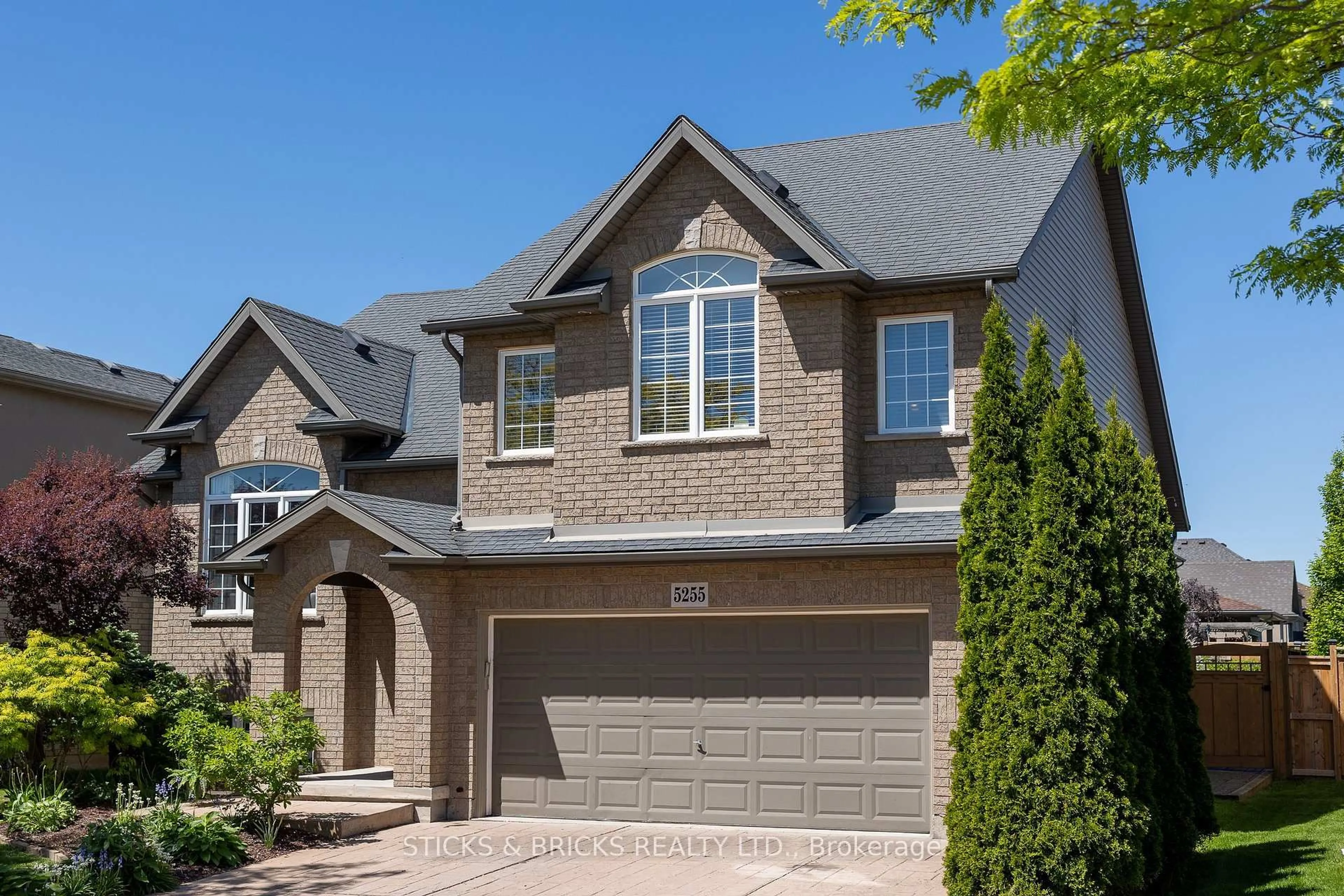 Home with brick exterior material, street for 5255 White Dove Pkwy, Niagara Falls Ontario L2H 3M5