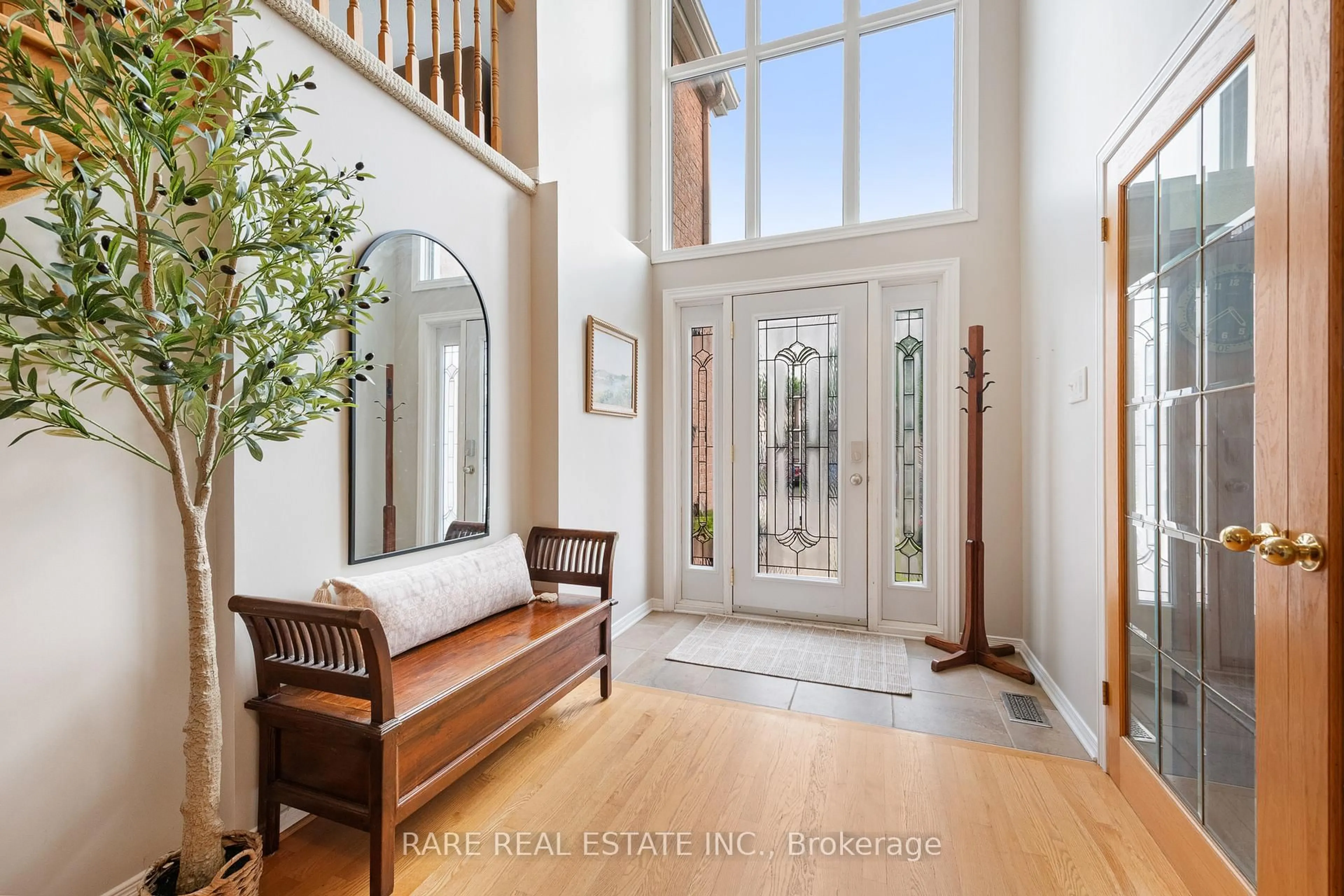 Indoor entryway for 66 Allenby Rd, Kanata Ontario K2K 2J8