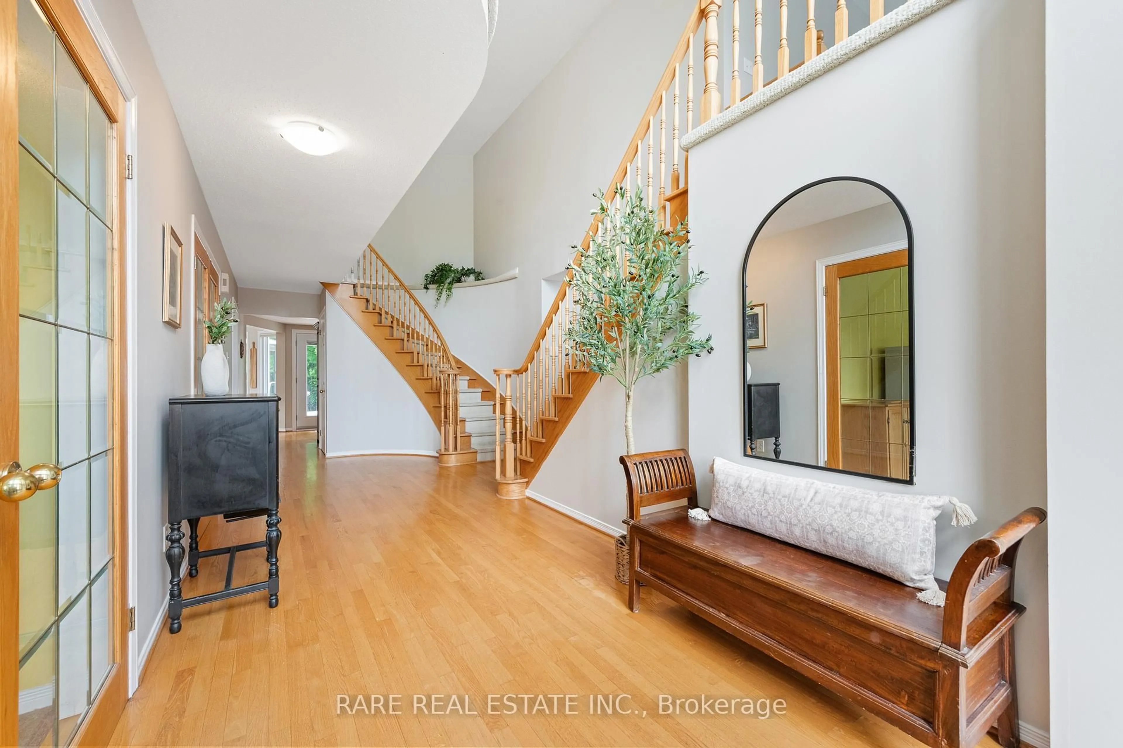 Indoor entryway for 66 Allenby Rd, Kanata Ontario K2K 2J8