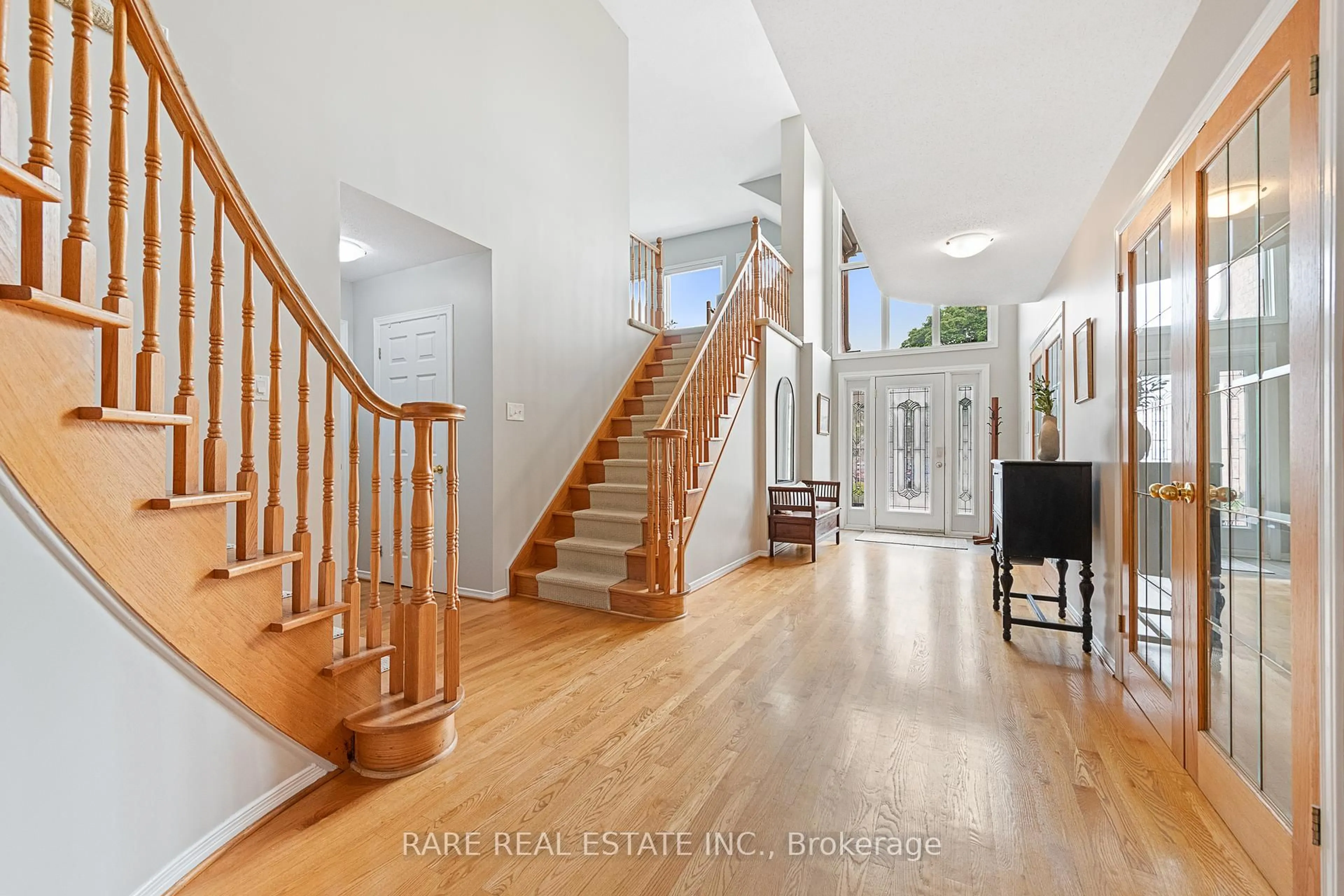 Indoor entryway for 66 Allenby Rd, Kanata Ontario K2K 2J8