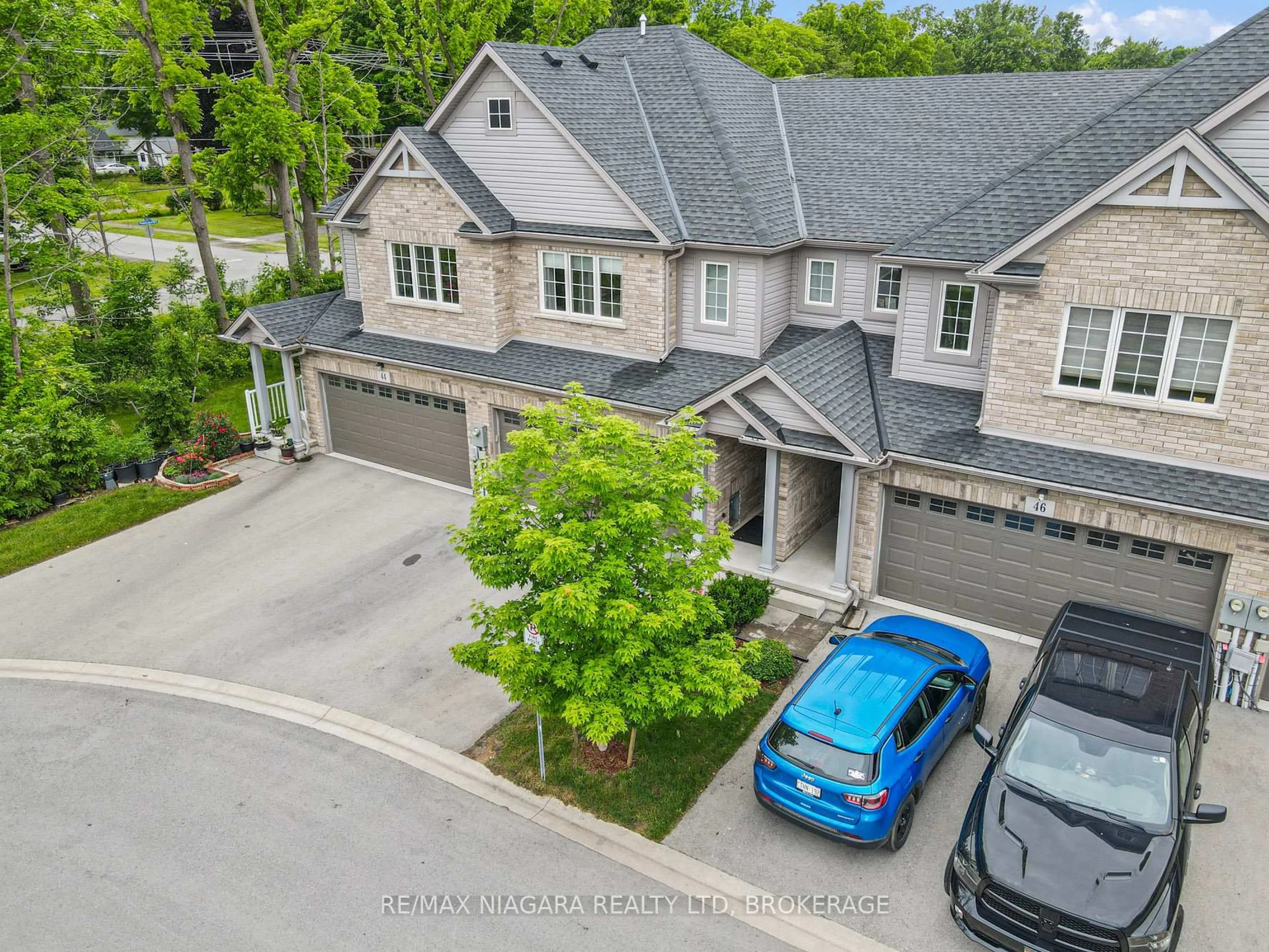 A pic from outside/outdoor area/front of a property/back of a property/a pic from drone, street for 340 Prospect Point Rd #45, Fort Erie Ontario L0S 1N0