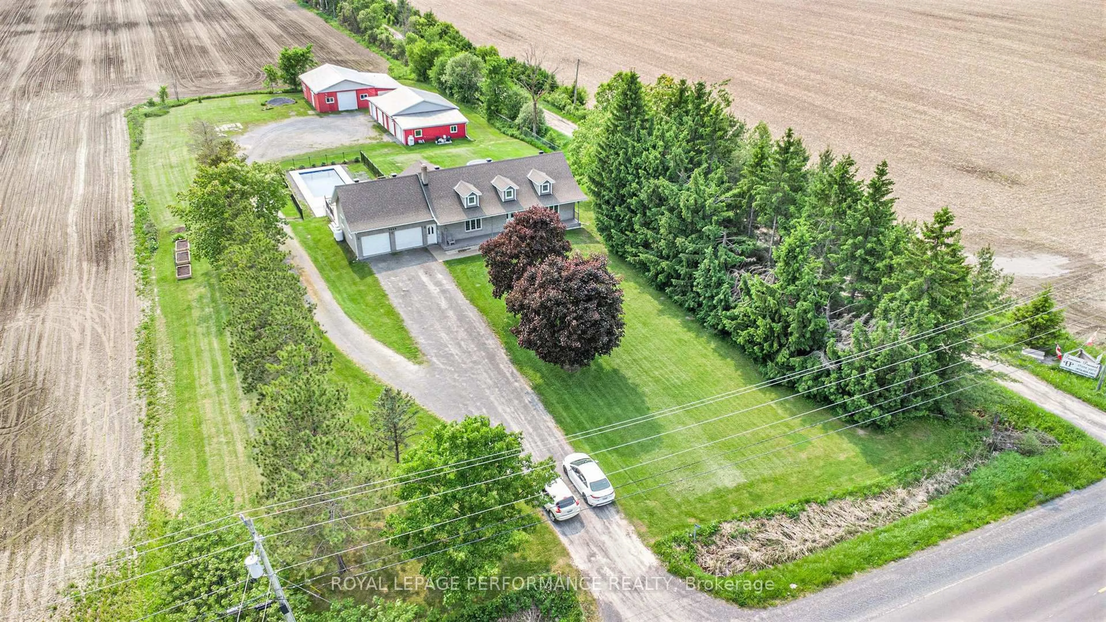 A pic from outside/outdoor area/front of a property/back of a property/a pic from drone, street for 3686 Dunning Rd, Navan Ontario K4B 1J1