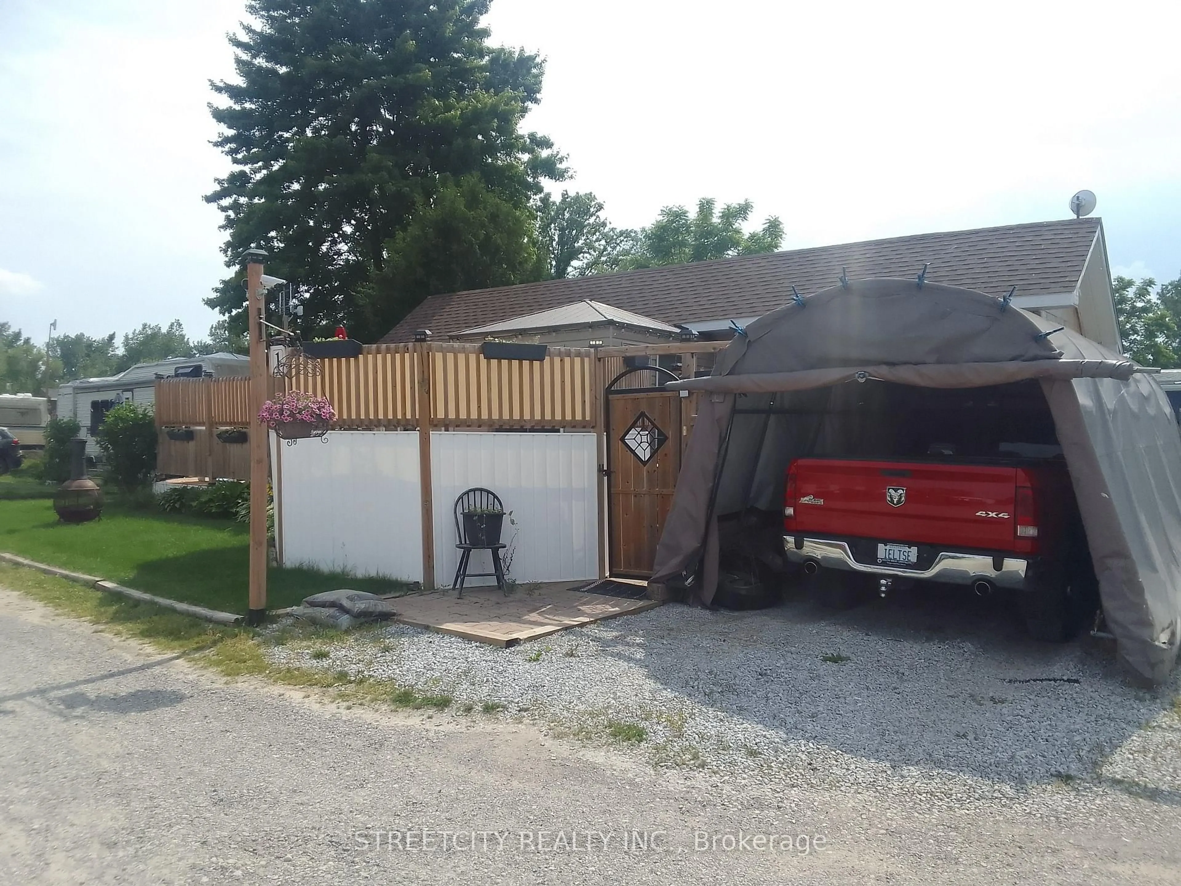 Shed for 4351 London Line #1, Plympton-Wyoming Ontario N0N 1T0