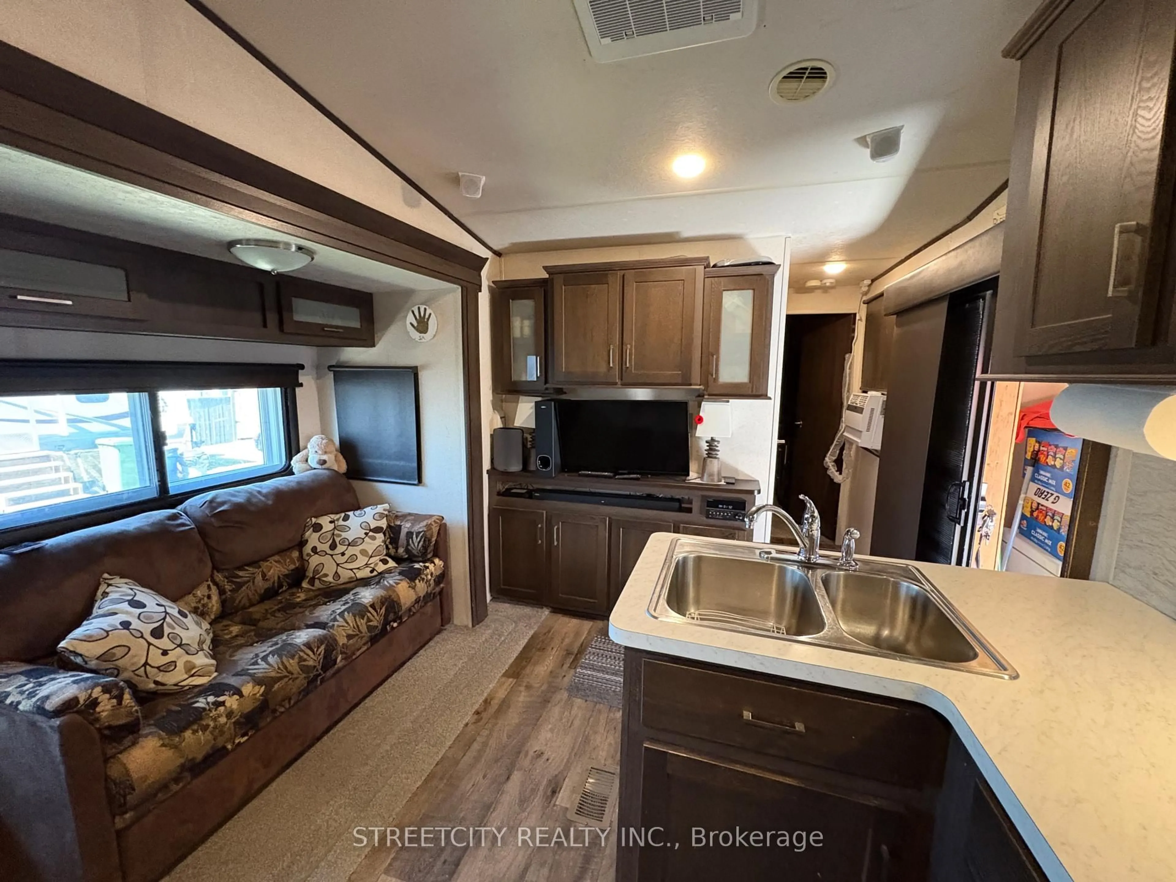 Open concept kitchen, unknown for 4351 London Line #1, Plympton-Wyoming Ontario N0N 1T0