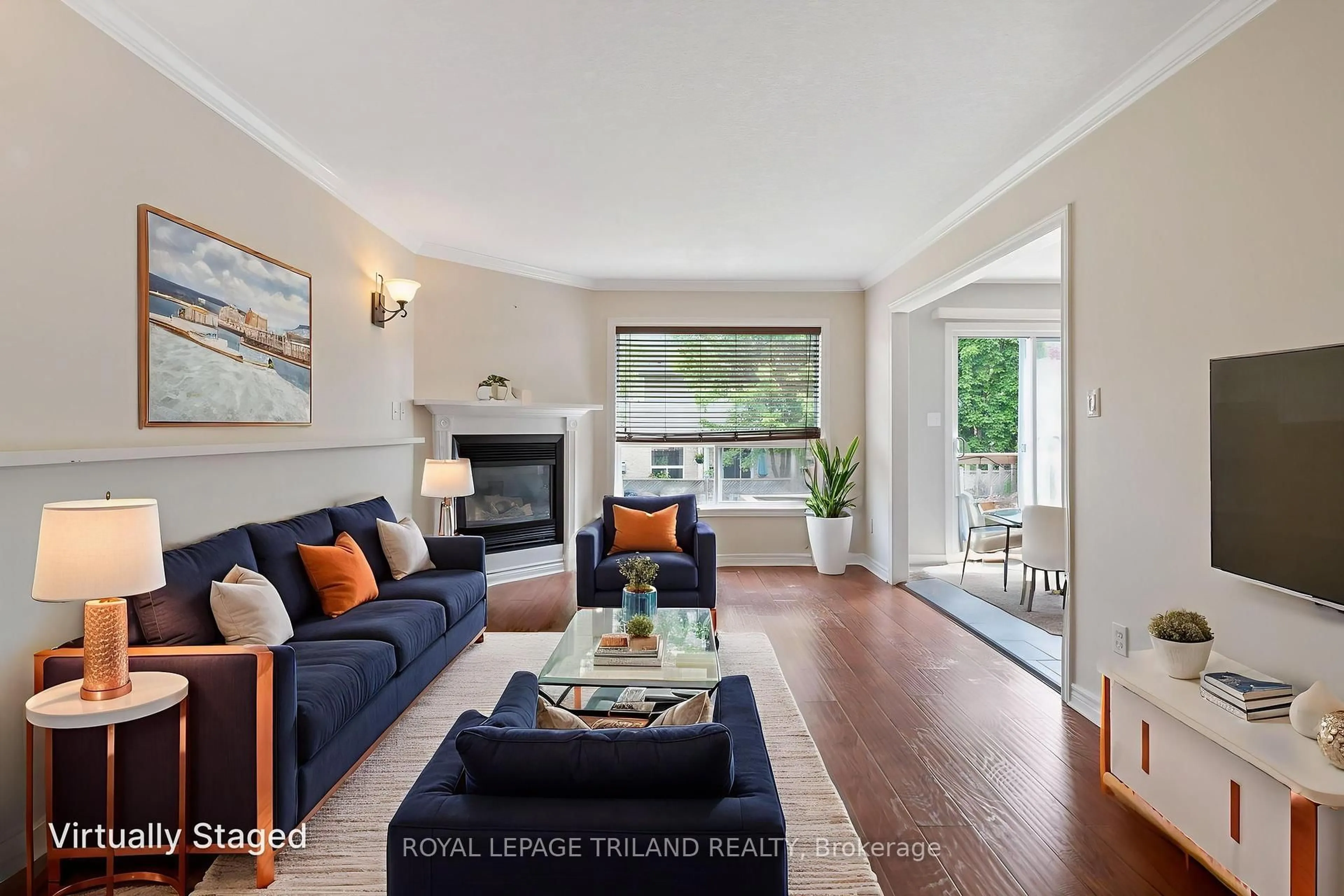 Living room with furniture, unknown for 116 Cedarwood Cres, London North Ontario N6H 5E7