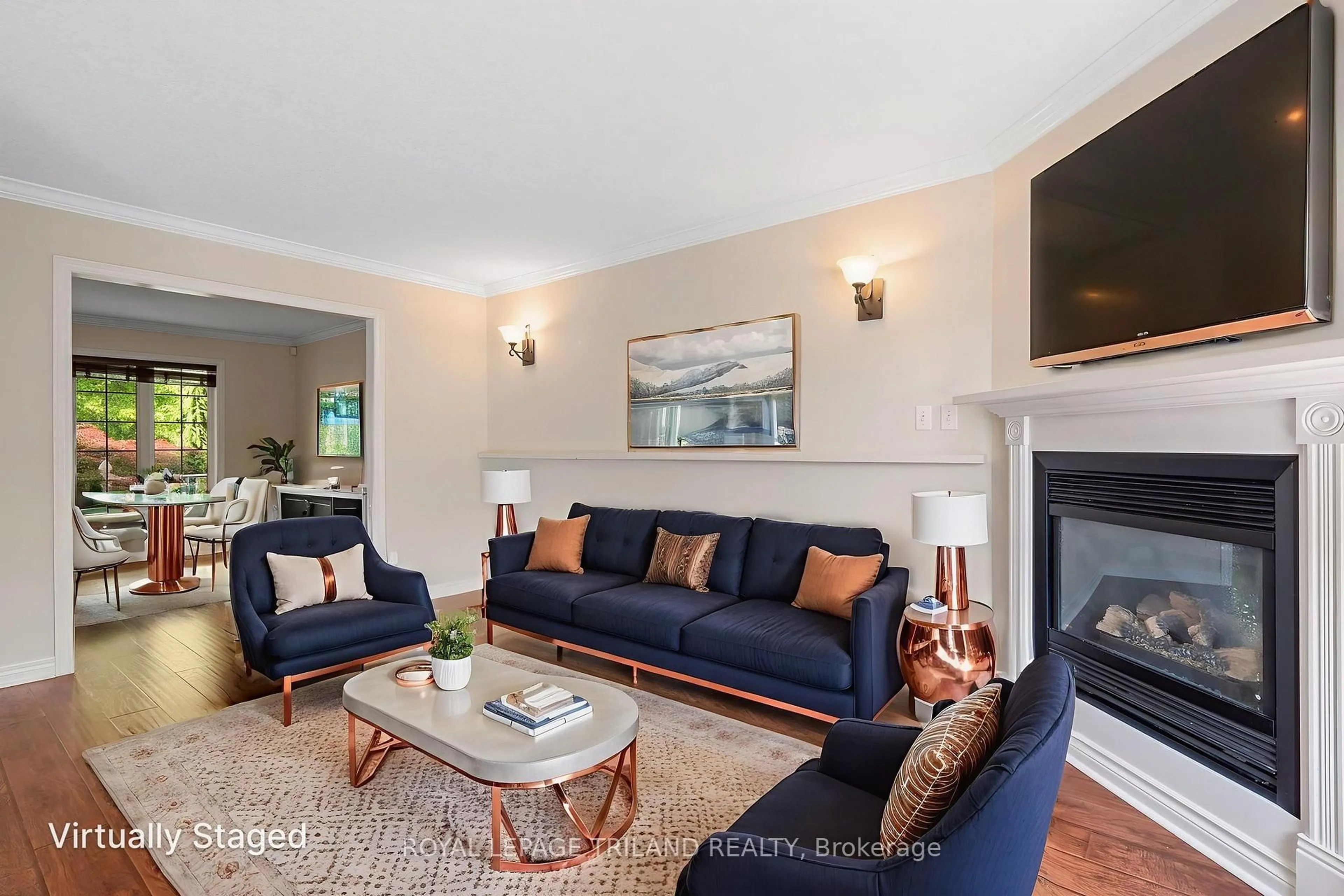 Living room with furniture, unknown for 116 Cedarwood Cres, London North Ontario N6H 5E7