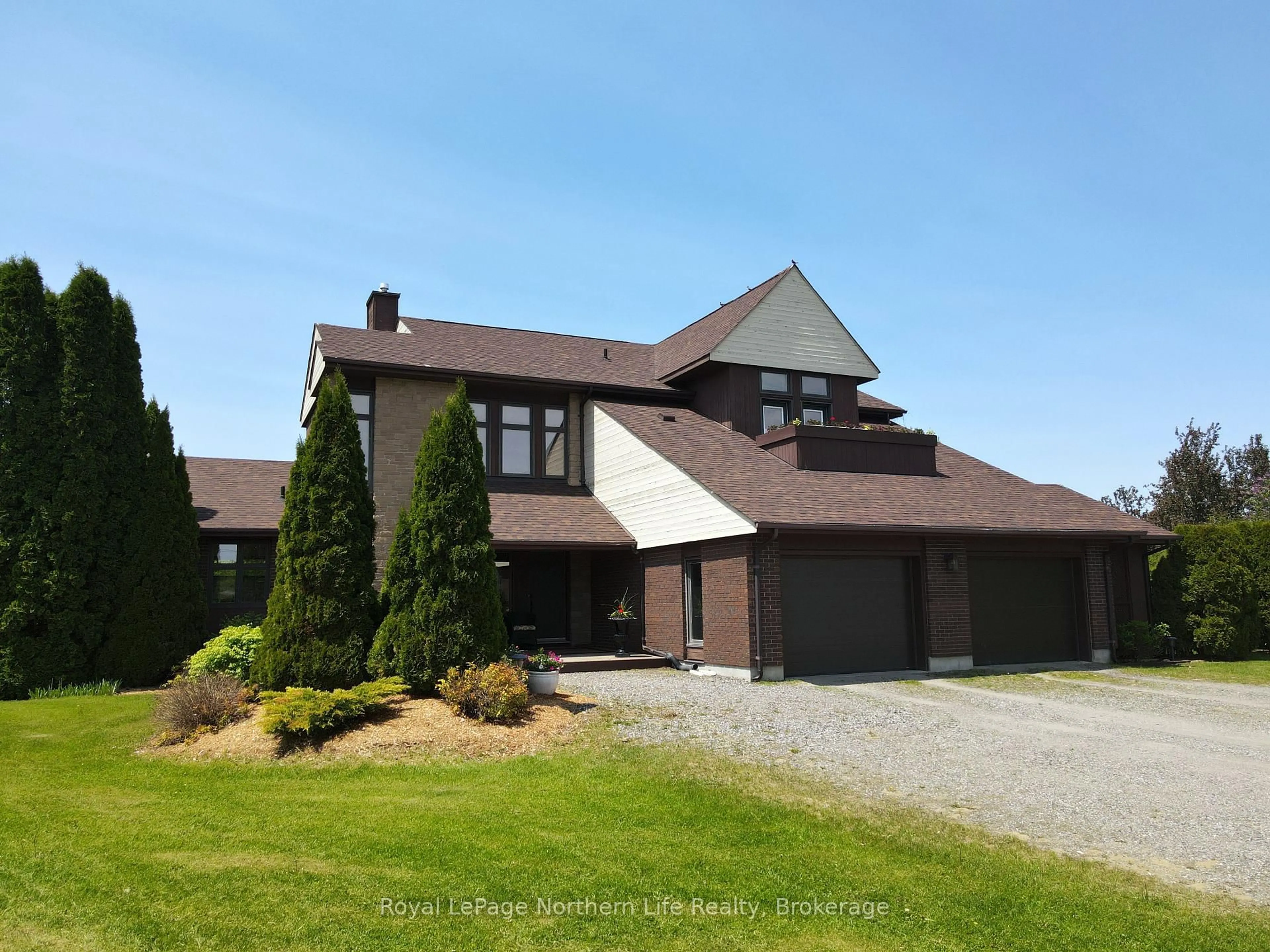 A pic from outside/outdoor area/front of a property/back of a property/a pic from drone, unknown for 451 Champagne Rd, West Nipissing Ontario P2B 2L9