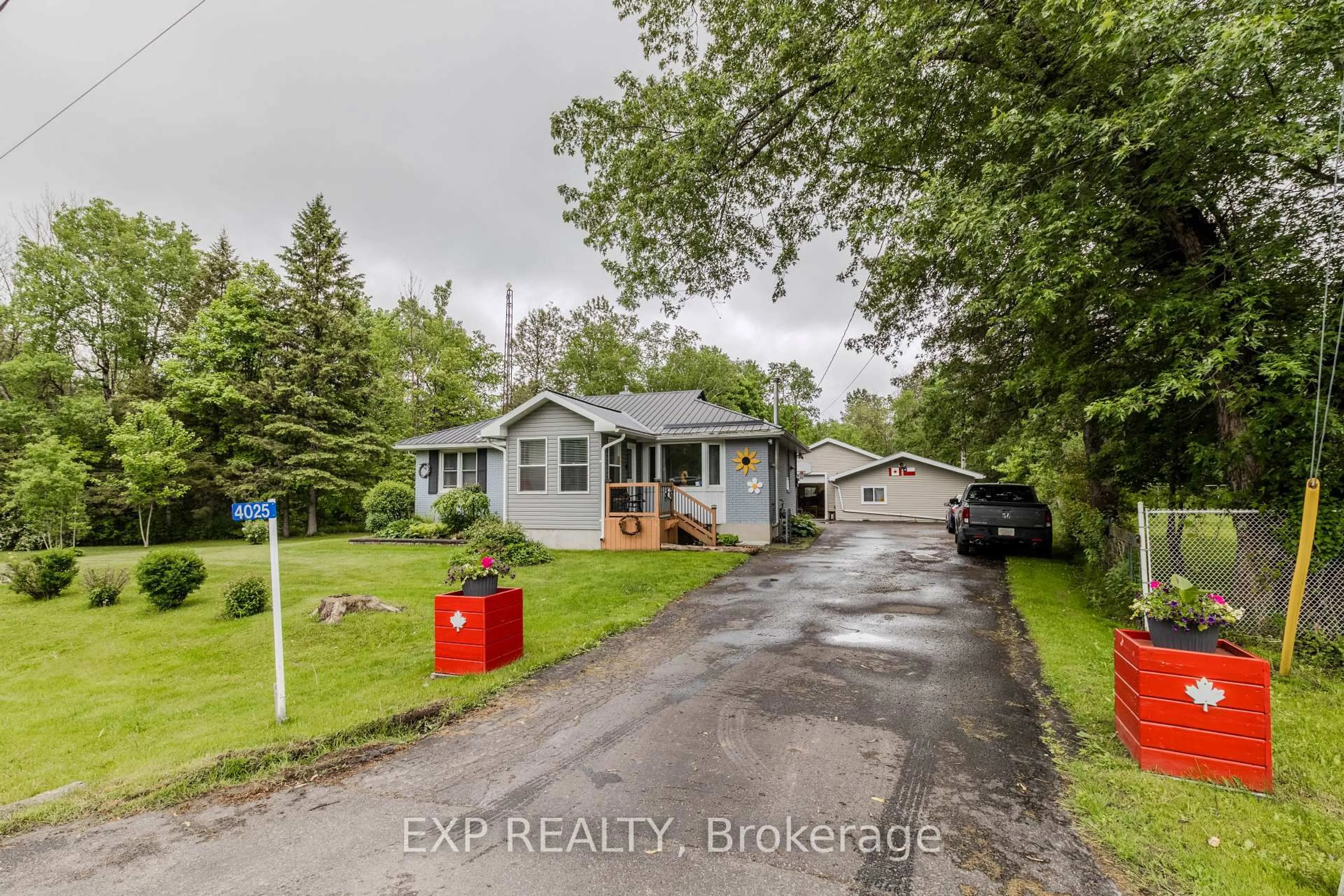 A pic from outside/outdoor area/front of a property/back of a property/a pic from drone, street for 4025 Cedar Grove Rd, Augusta Ontario K0E 1T1