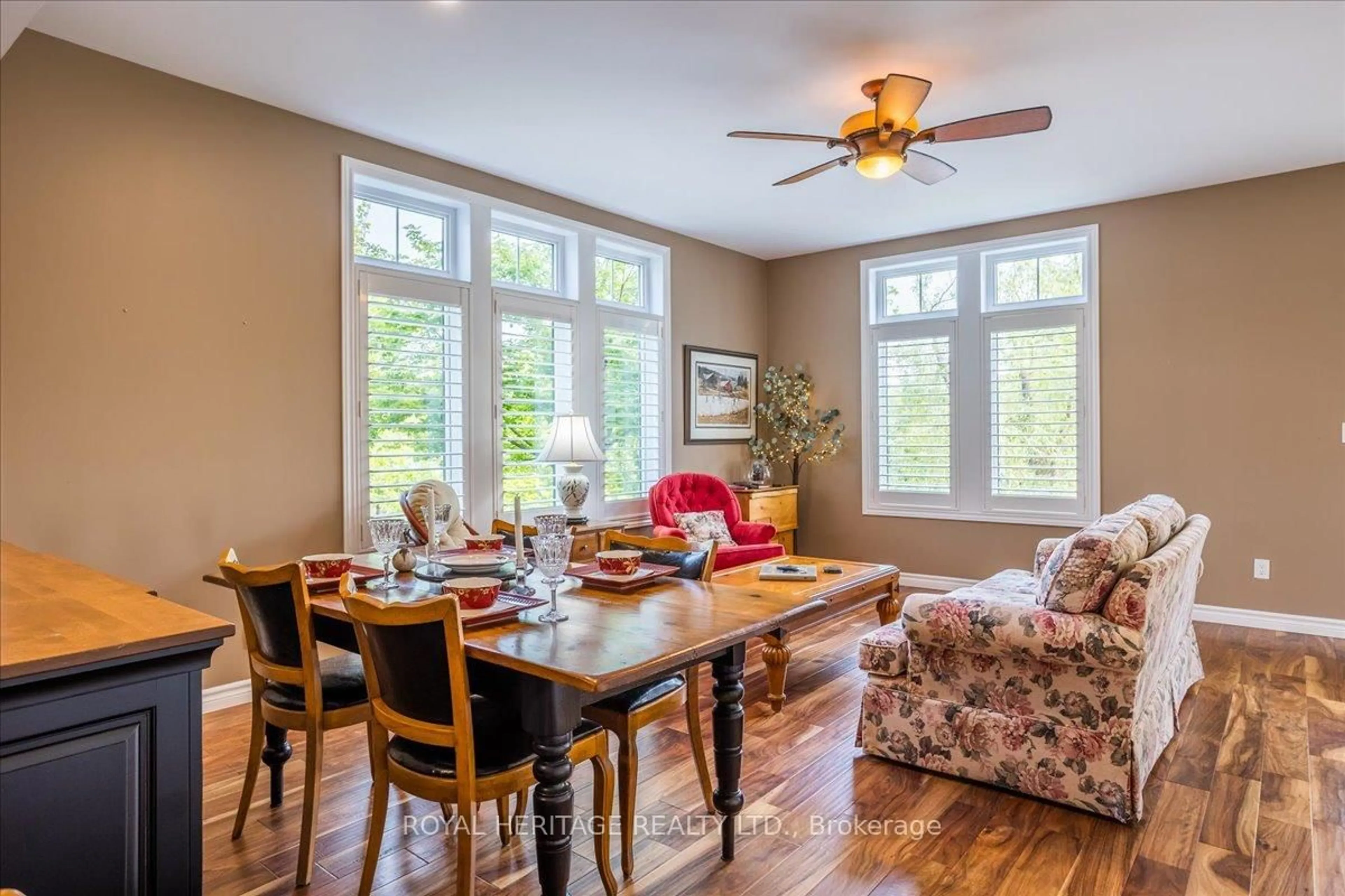 Dining room, wood/laminate floor for 29 Lakewood Cres #111, Kawartha Lakes Ontario K0M 1A0