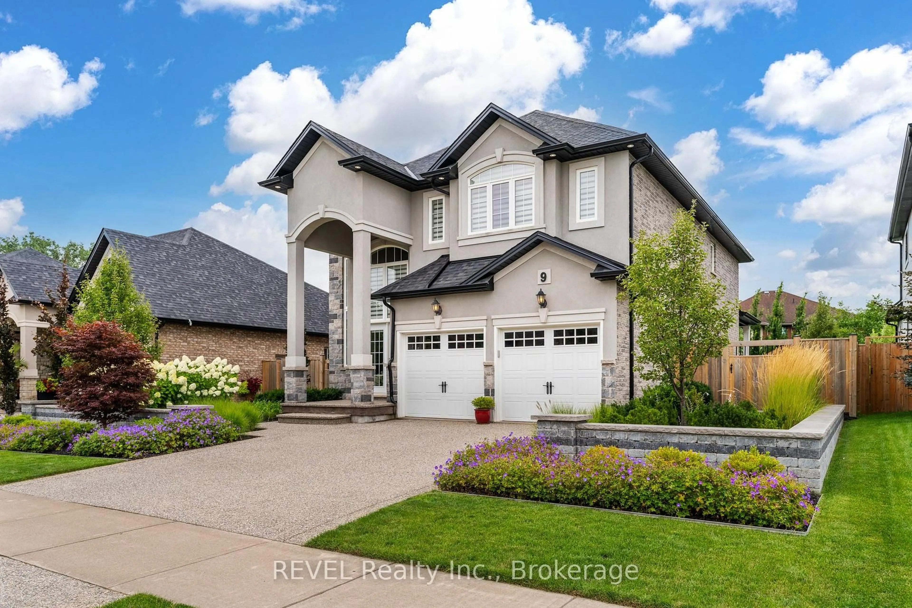 Home with brick exterior material, street for 9 Angels Dr, Niagara-on-the-Lake Ontario L0S 1J1