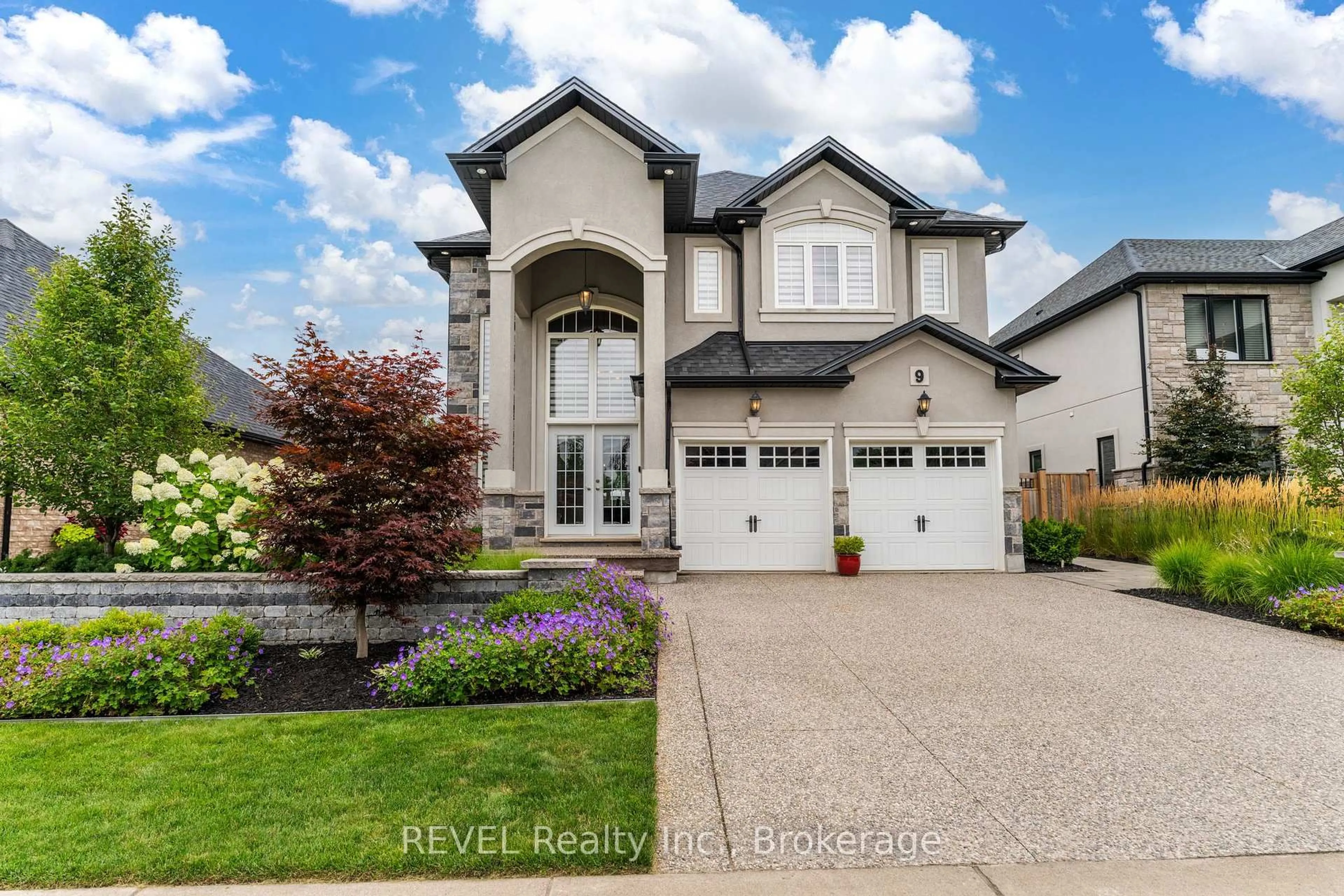 Home with brick exterior material, street for 9 Angels Dr, Niagara-on-the-Lake Ontario L0S 1J1