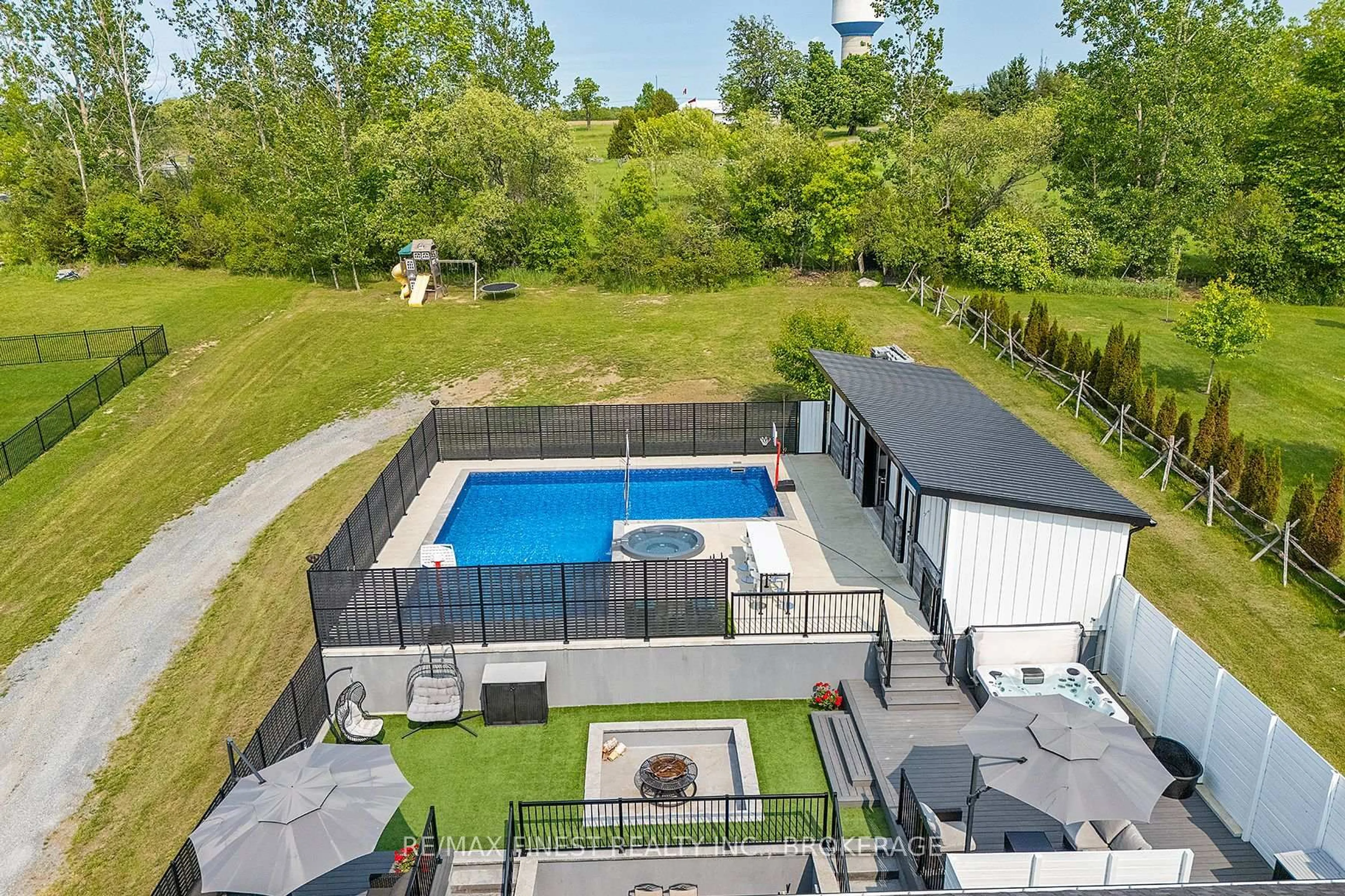 A pic from outside/outdoor area/front of a property/back of a property/a pic from drone, water/lake/river/ocean view for 181 Morgan Dr, Sydenham Ontario K0H 2T0