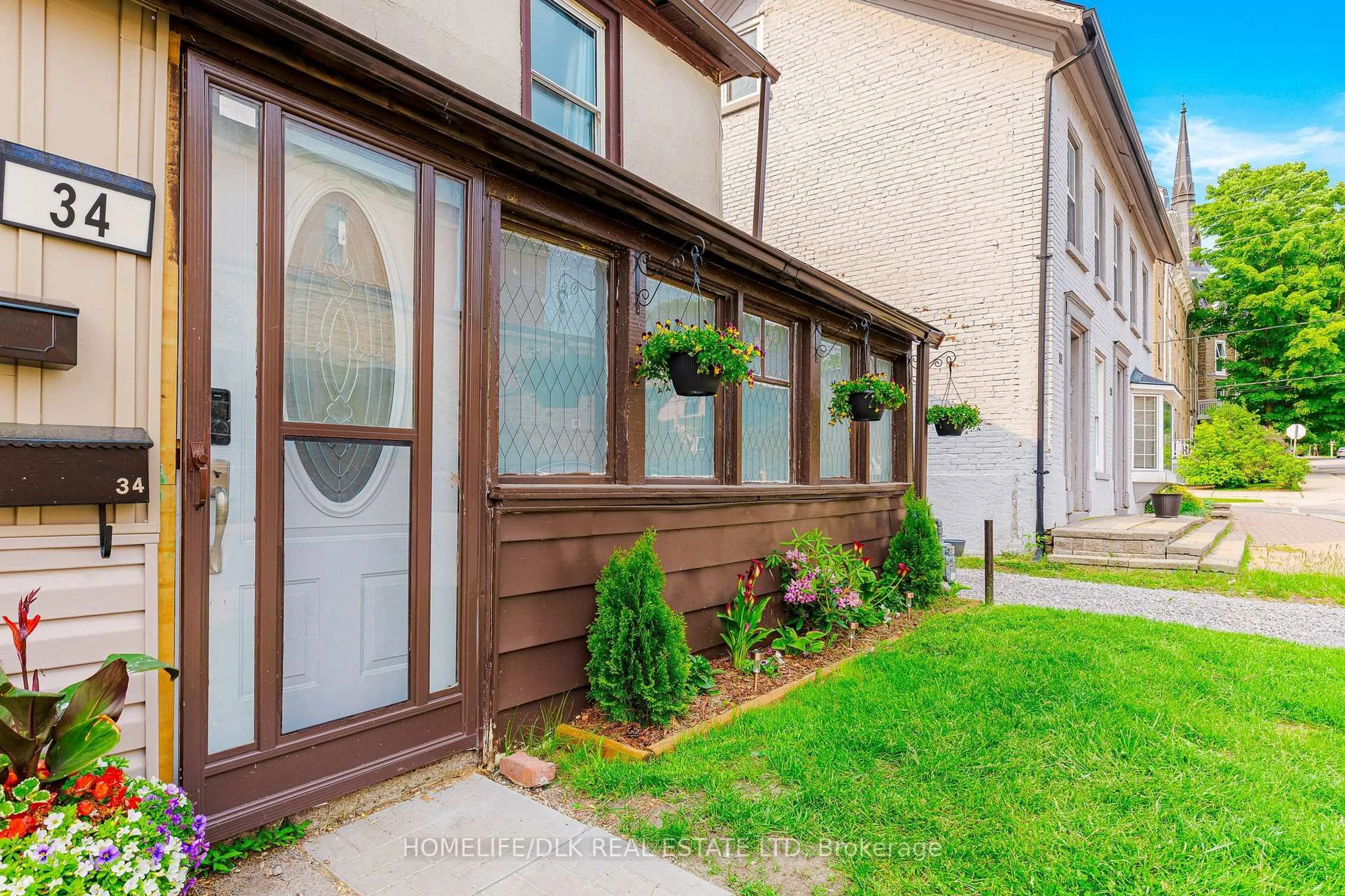 Unknown for 34 Church St, Brockville Ontario K6V 3X6