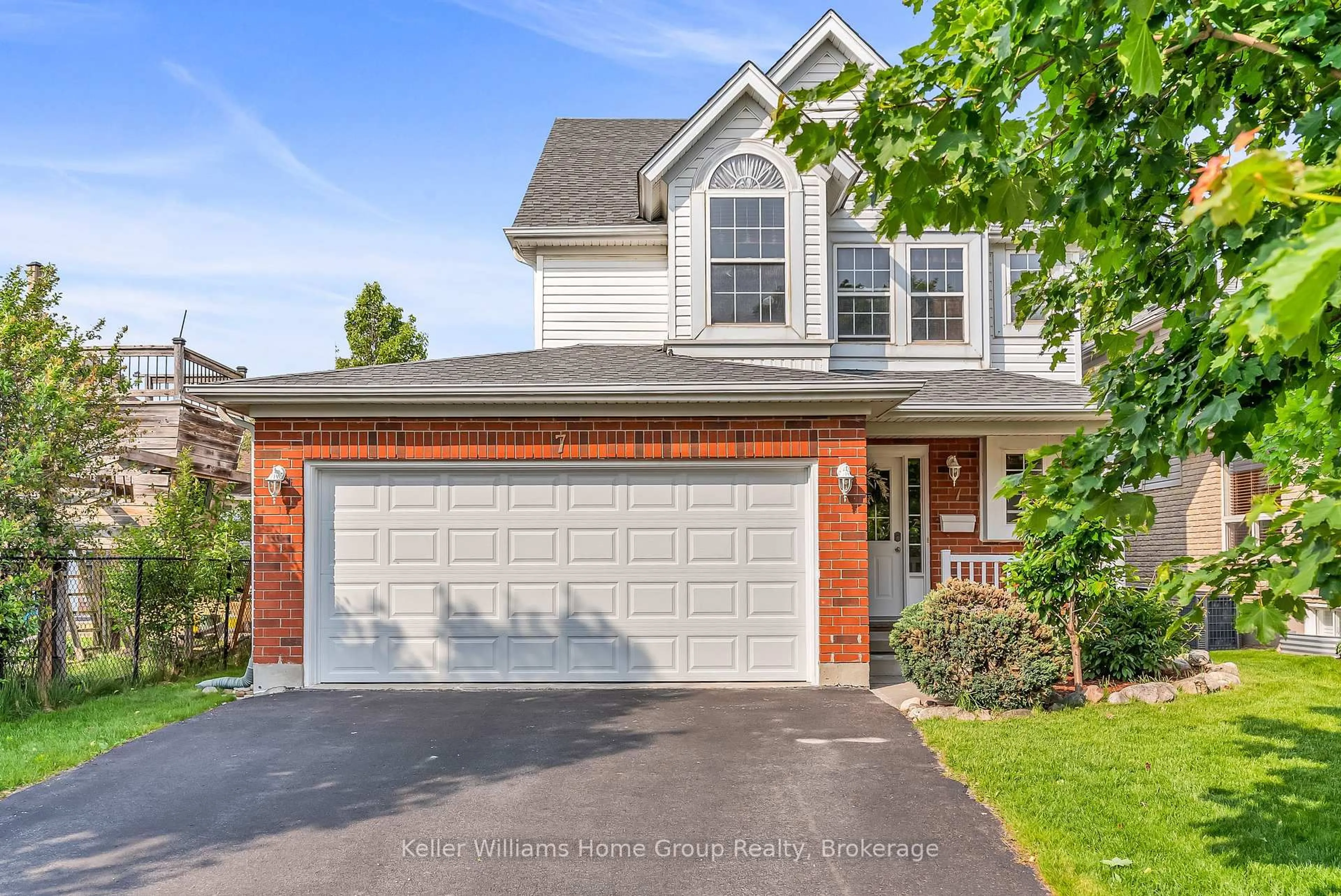 Home with brick exterior material, street for 7 Evans Dr, Guelph Ontario N1L 1L8