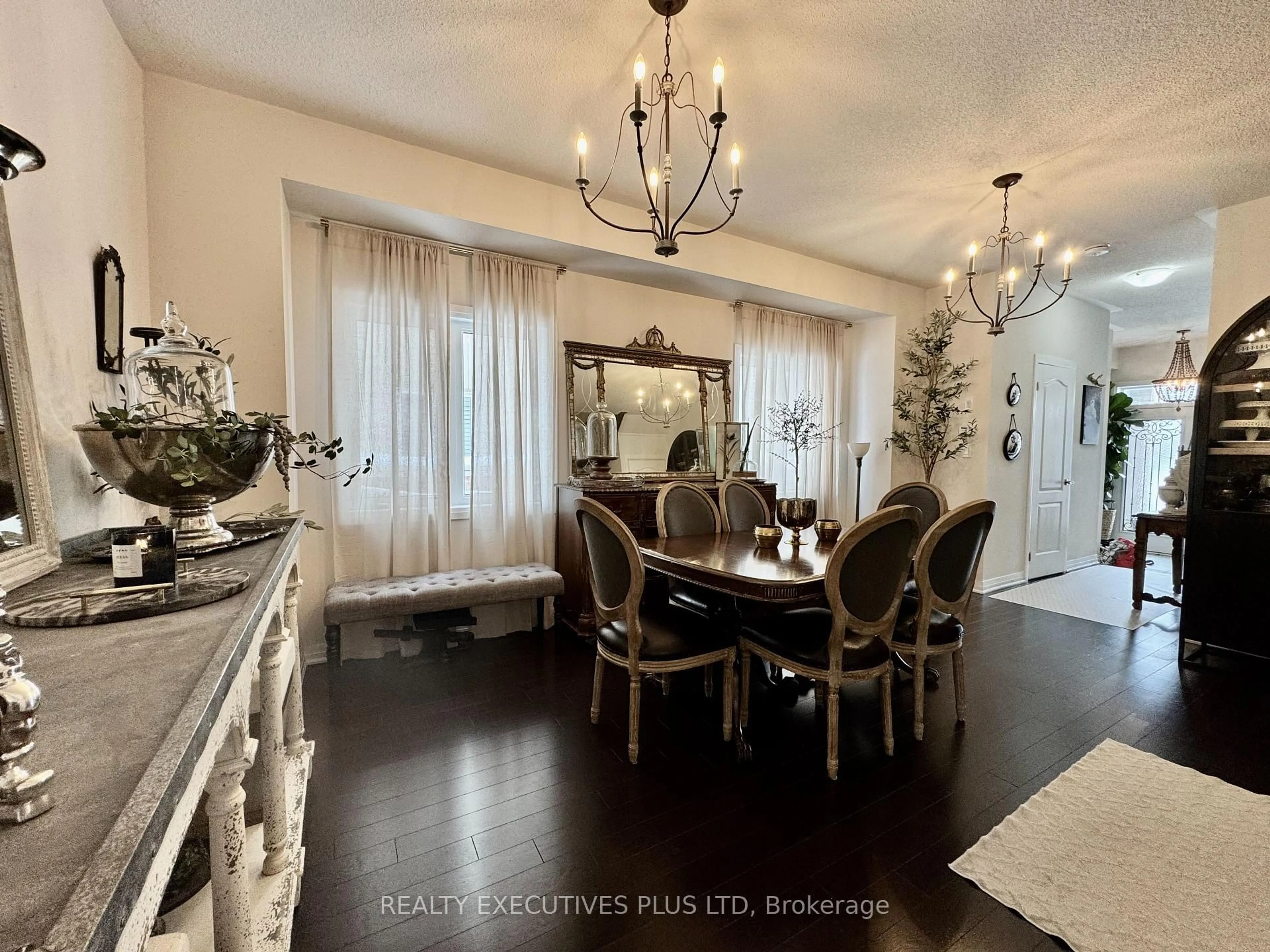 Dining room, unknown for 27 Jenkins St, East Luther Grand Valley Ontario L9W 7R2