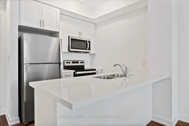 Additional image 41 of 460 Dundas St Unit 210