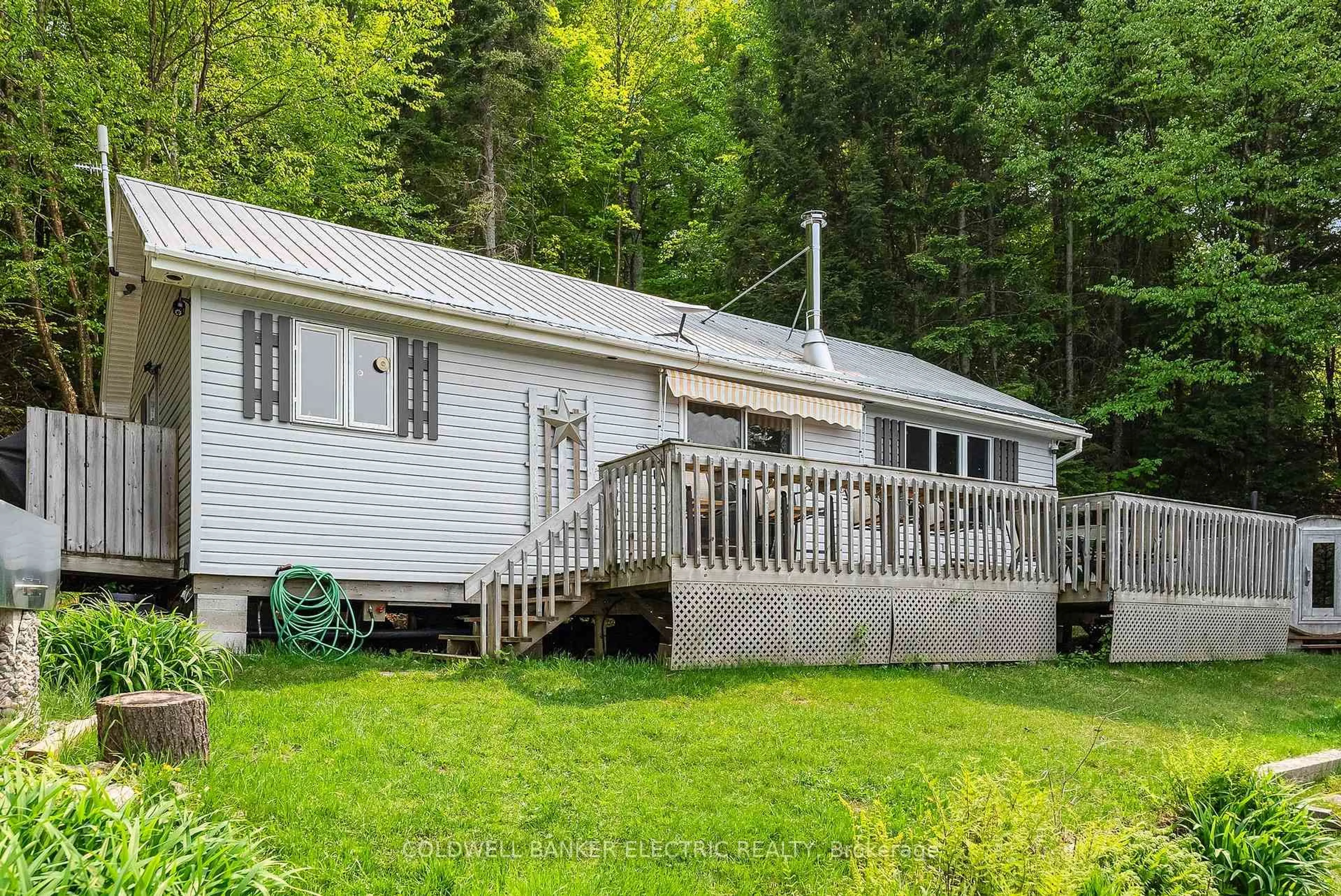 Shed for 3637 Madawaska Rd, South Algonquin Ontario K0L 2R0