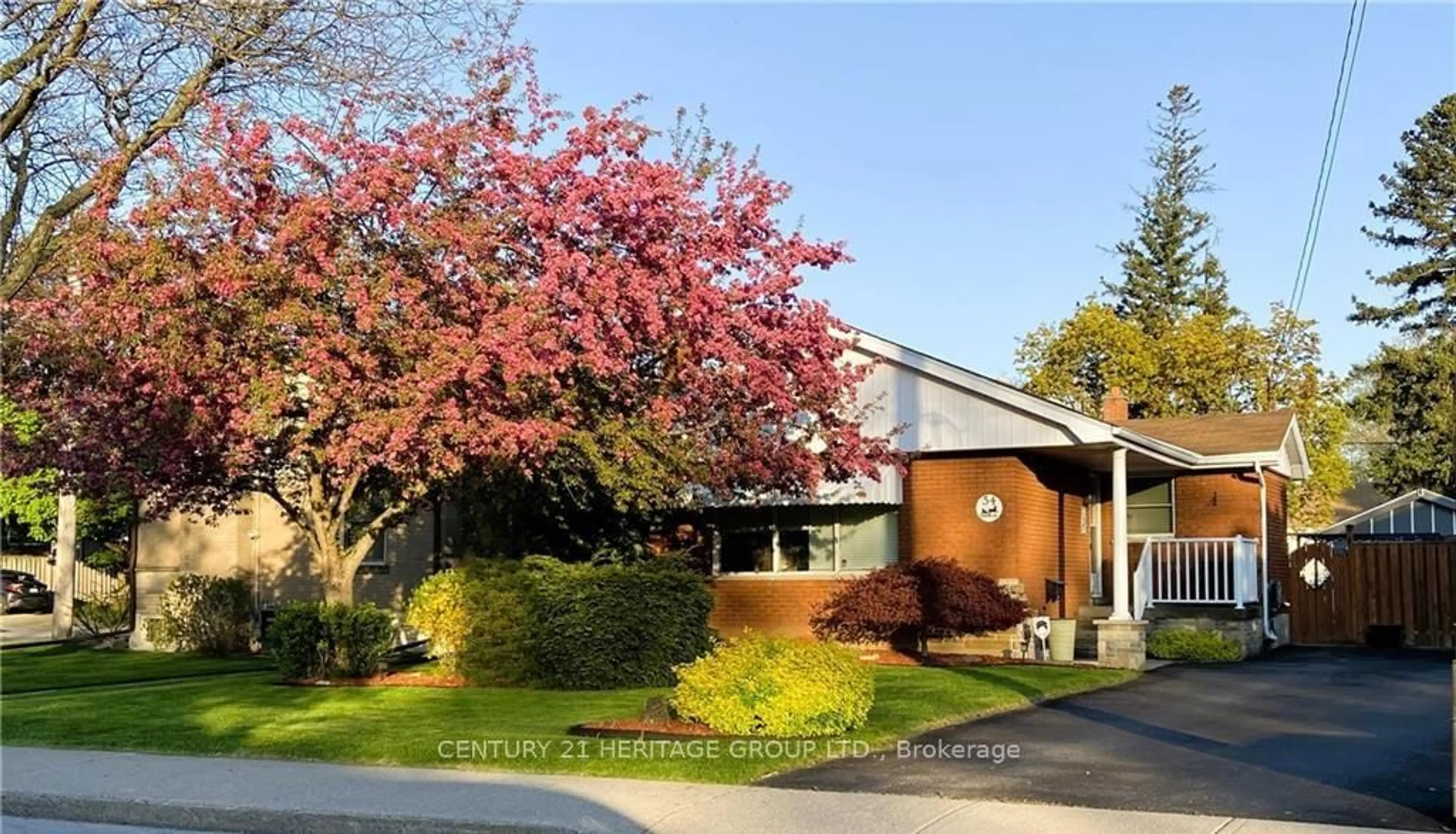 Unknown for 54 Sherwood Rise, Hamilton Ontario L8T 1N8