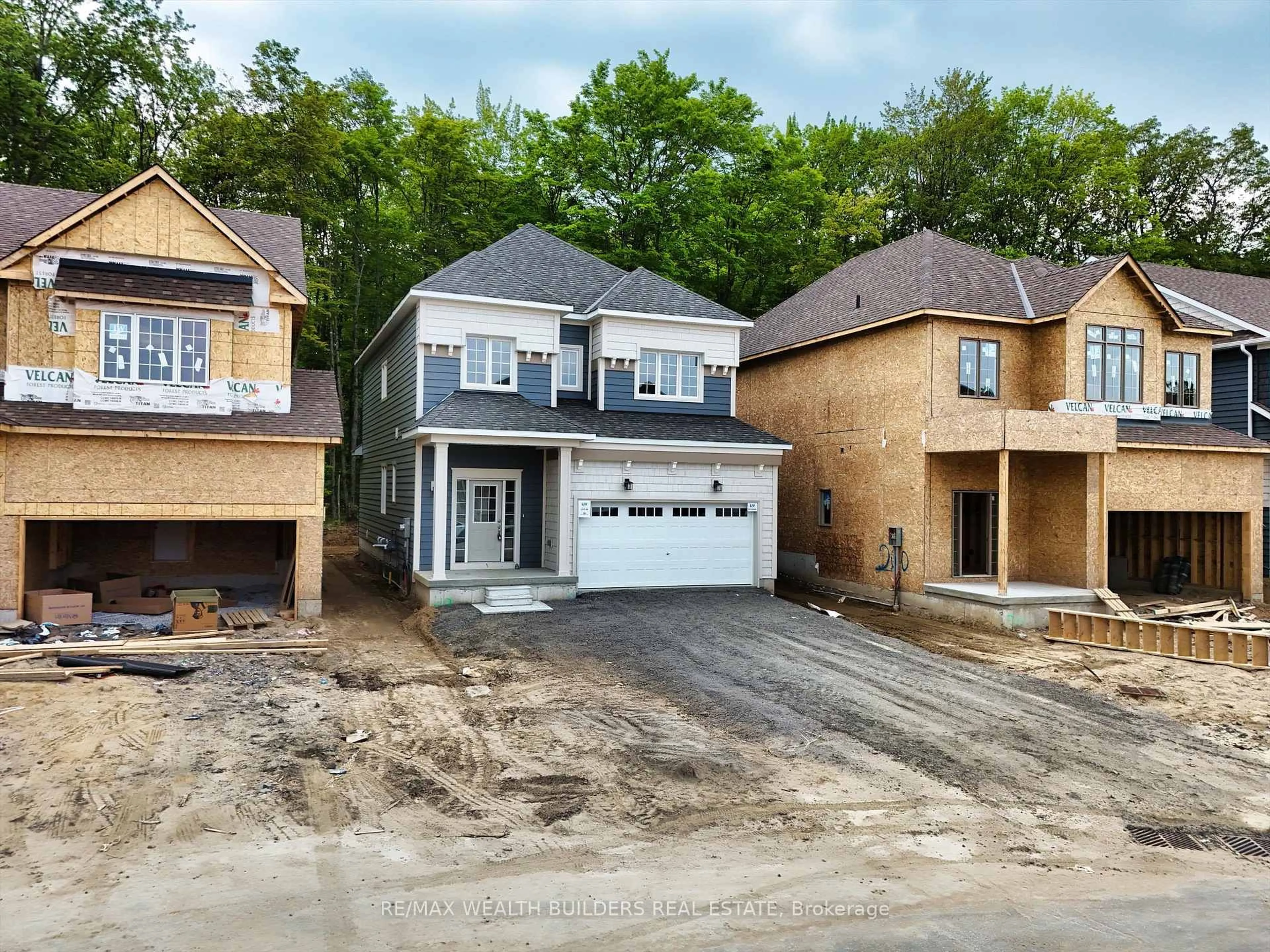 Unknown for 185 Mceachern Lane, Gravenhurst Ontario P1P 1A7