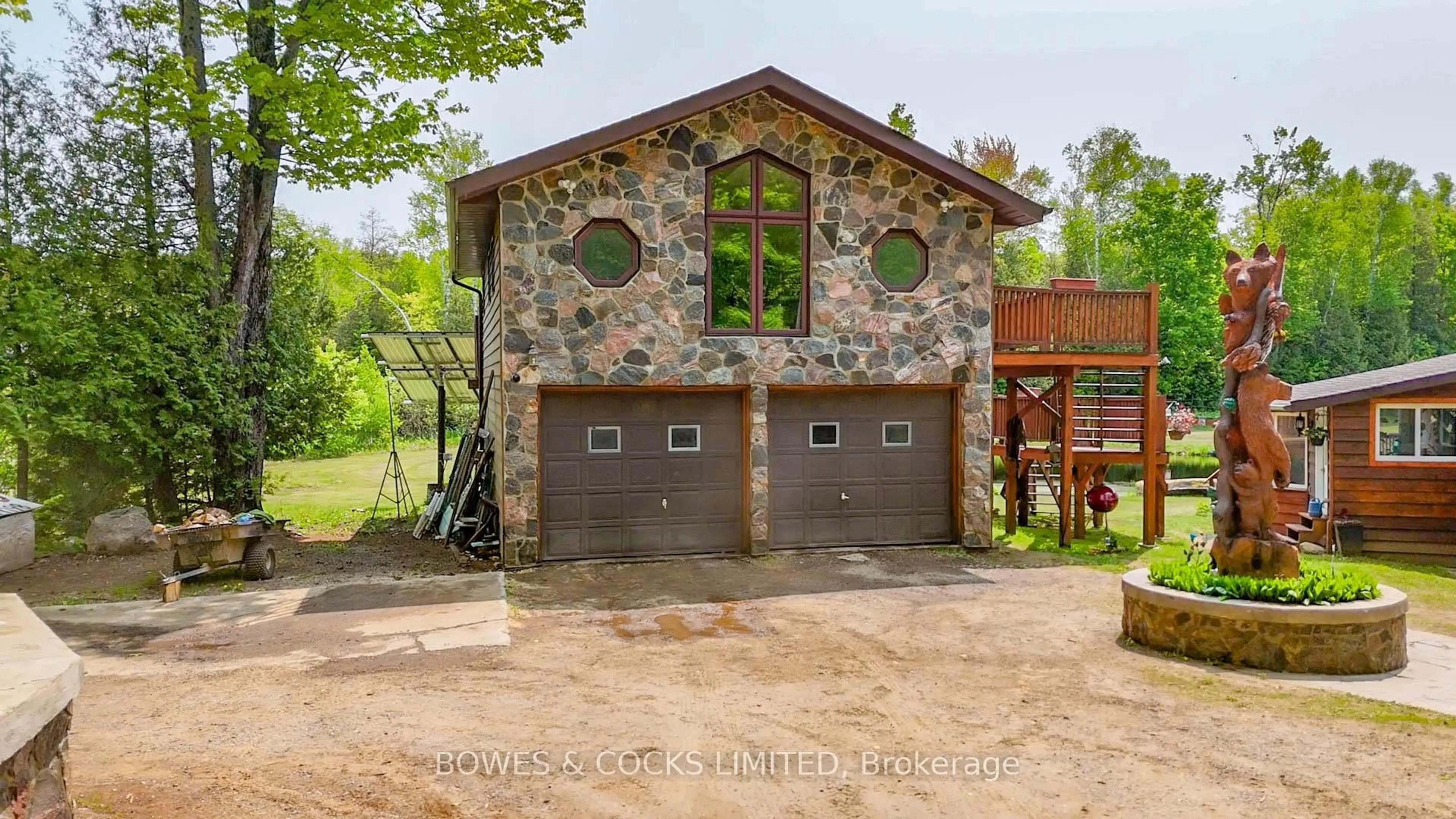 Indoor garage for 2070 Fortesque Lake Rd, Highlands East Ontario K0M 1R0