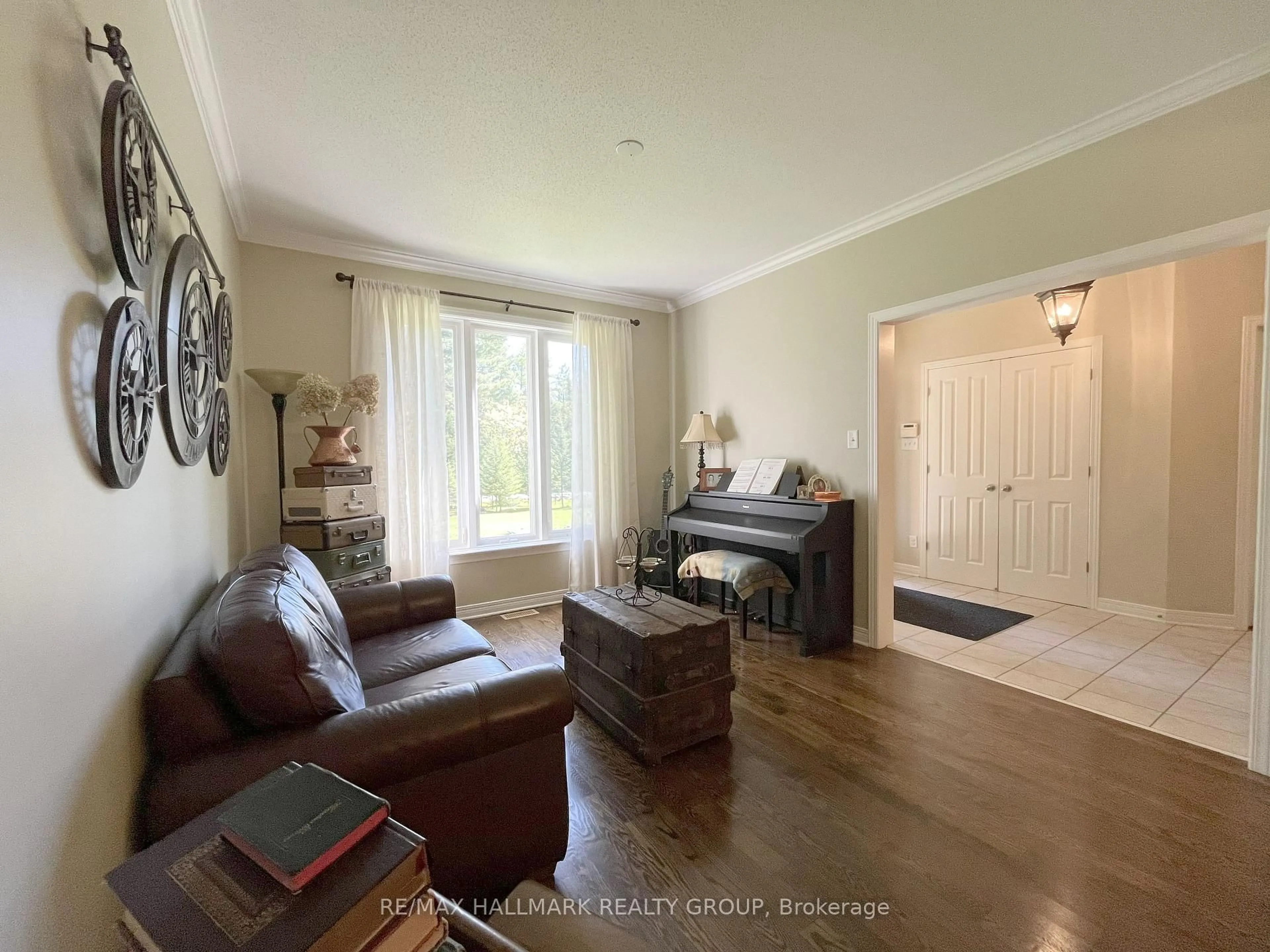 Living room with furniture, unknown for 671 Spruce Ridge Rd, Carp Ontario K0A 1L0
