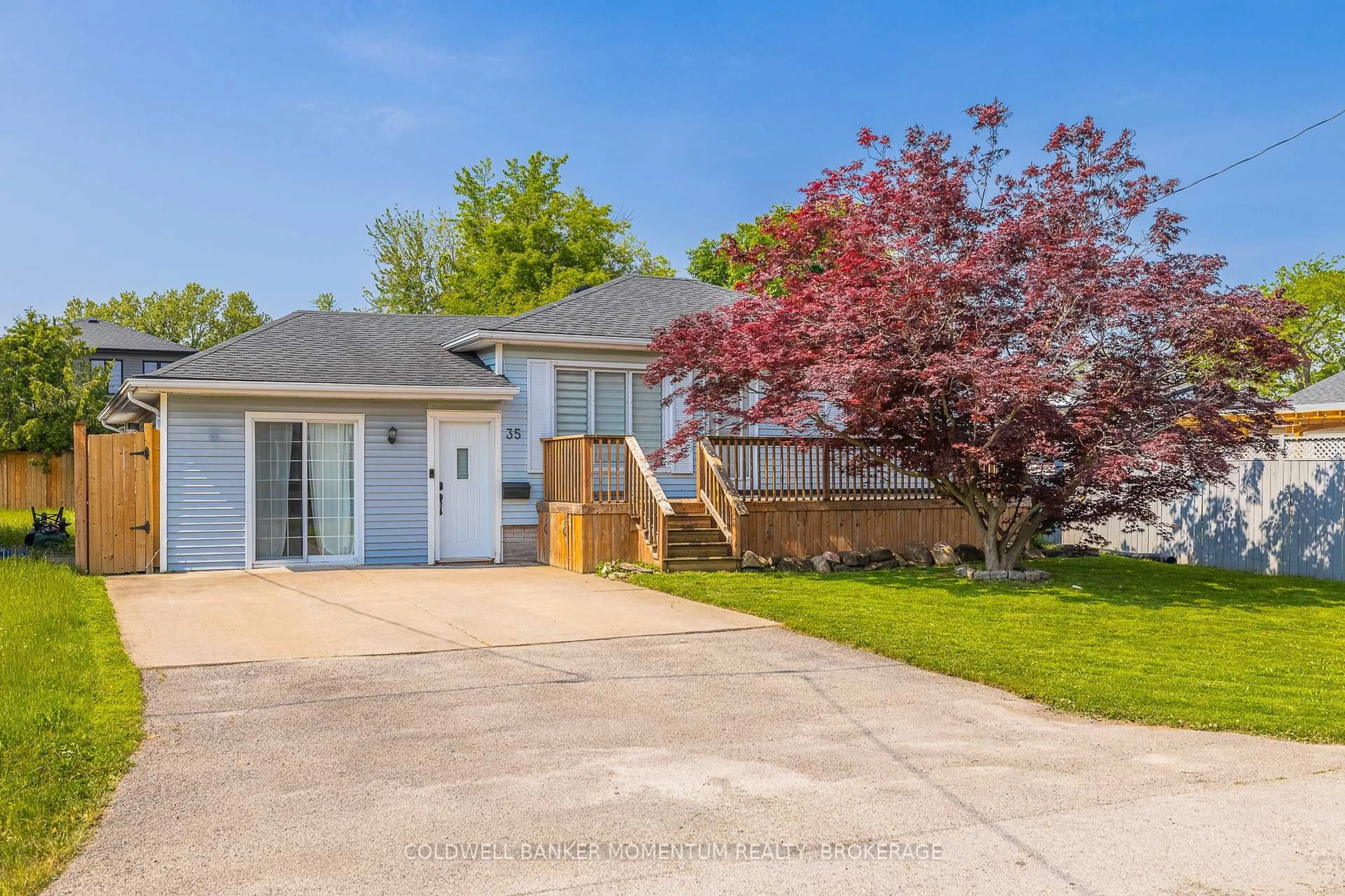 Unknown for 35 Kinsey St, St. Catharines Ontario L2S 1C9