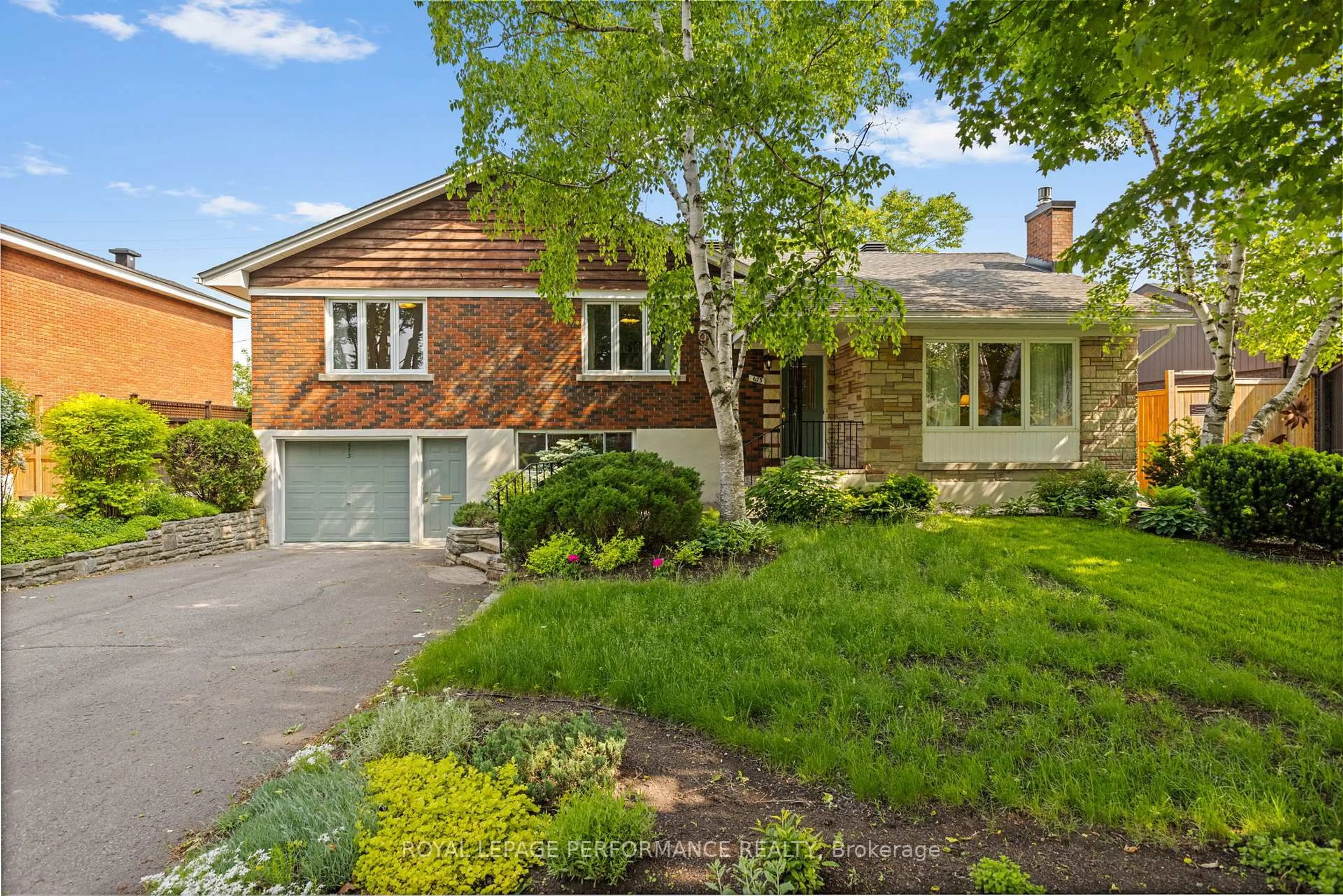 Home with brick exterior material, street for 673 Portage Ave, Ottawa Ontario K1G 1T2
