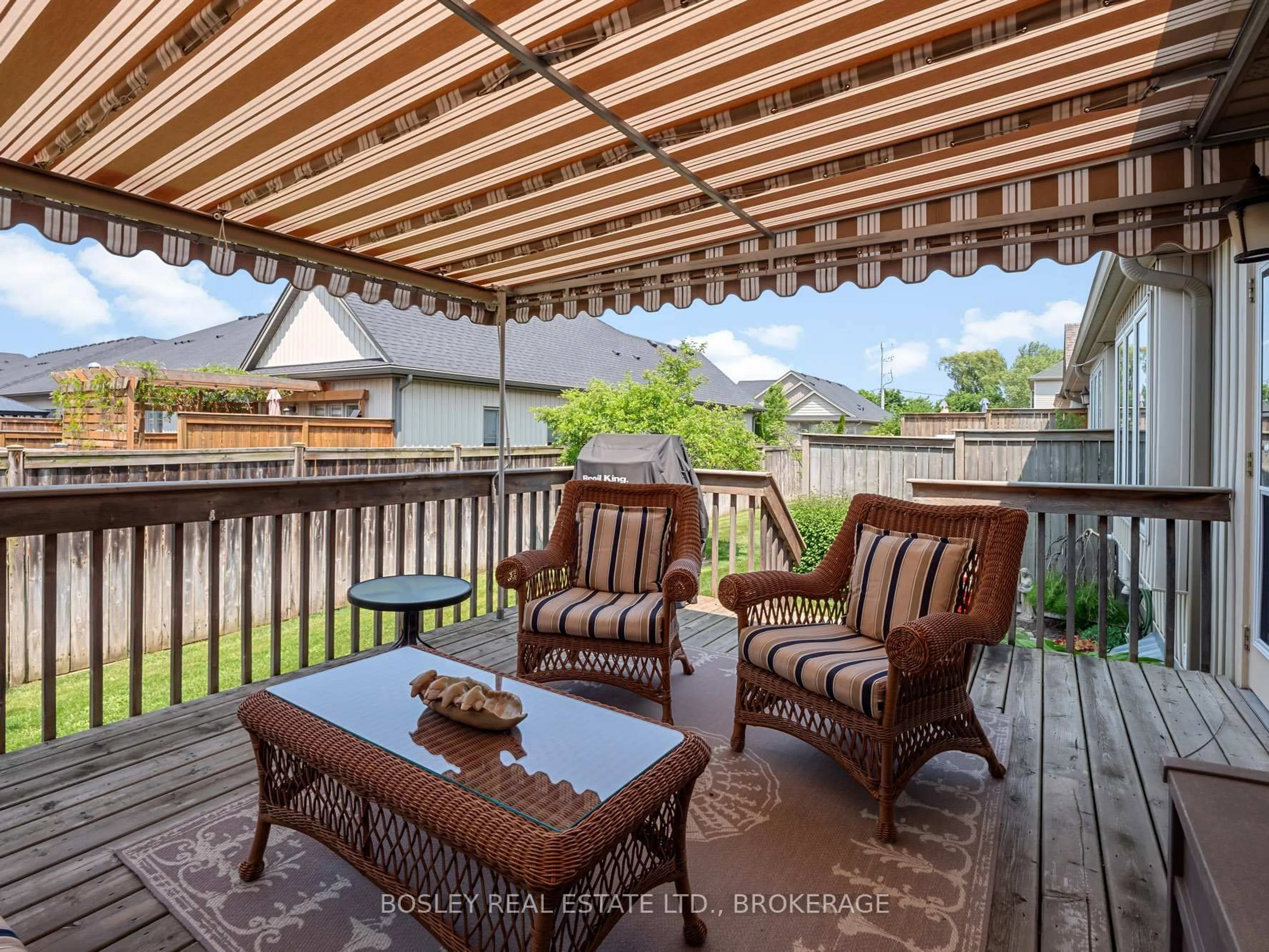 Patio, unknown for 605 Welland Ave #56, St. Catharines Ontario L2M 7Z7