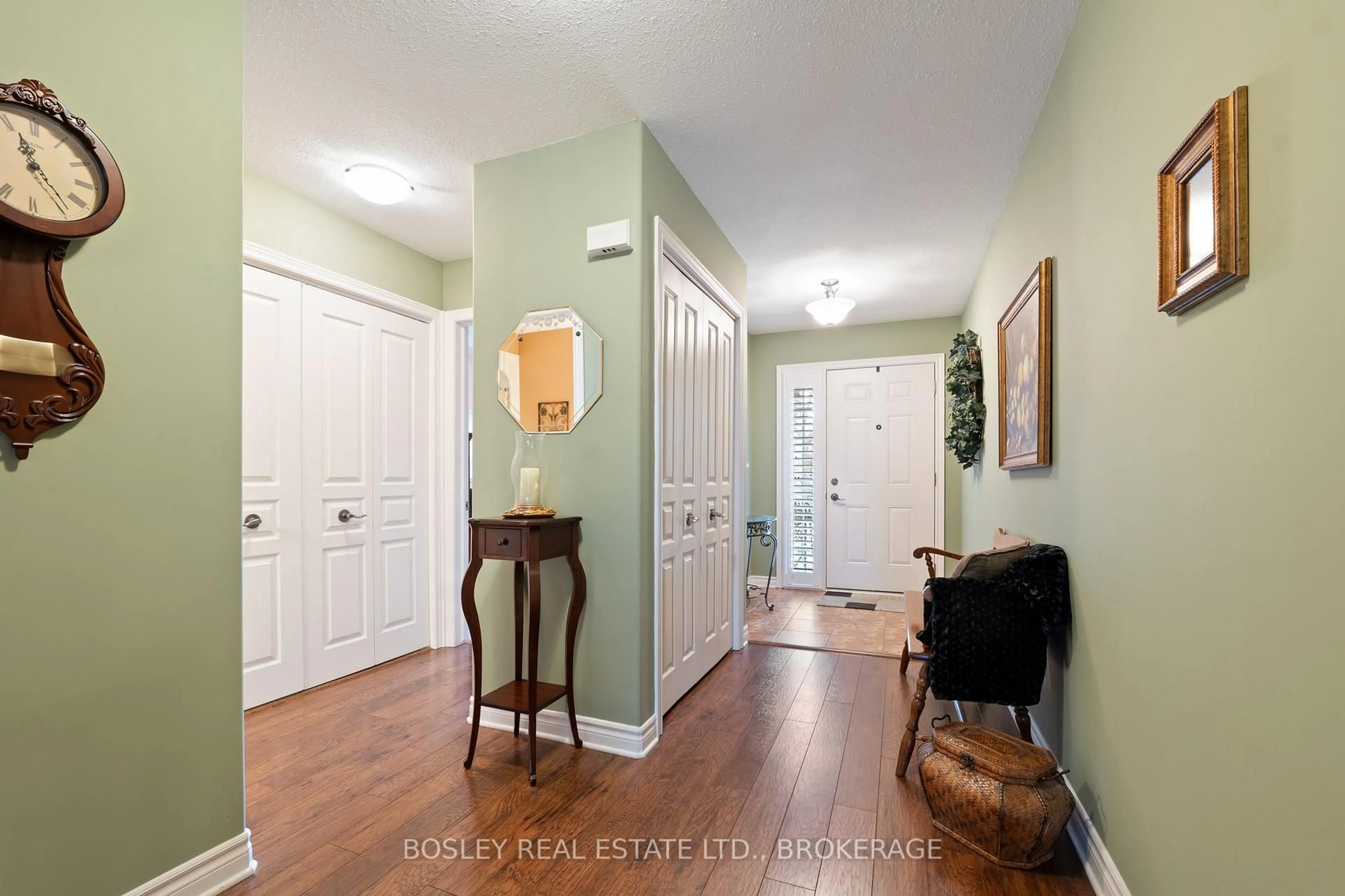 Indoor entryway for 605 Welland Ave #56, St. Catharines Ontario L2M 7Z7