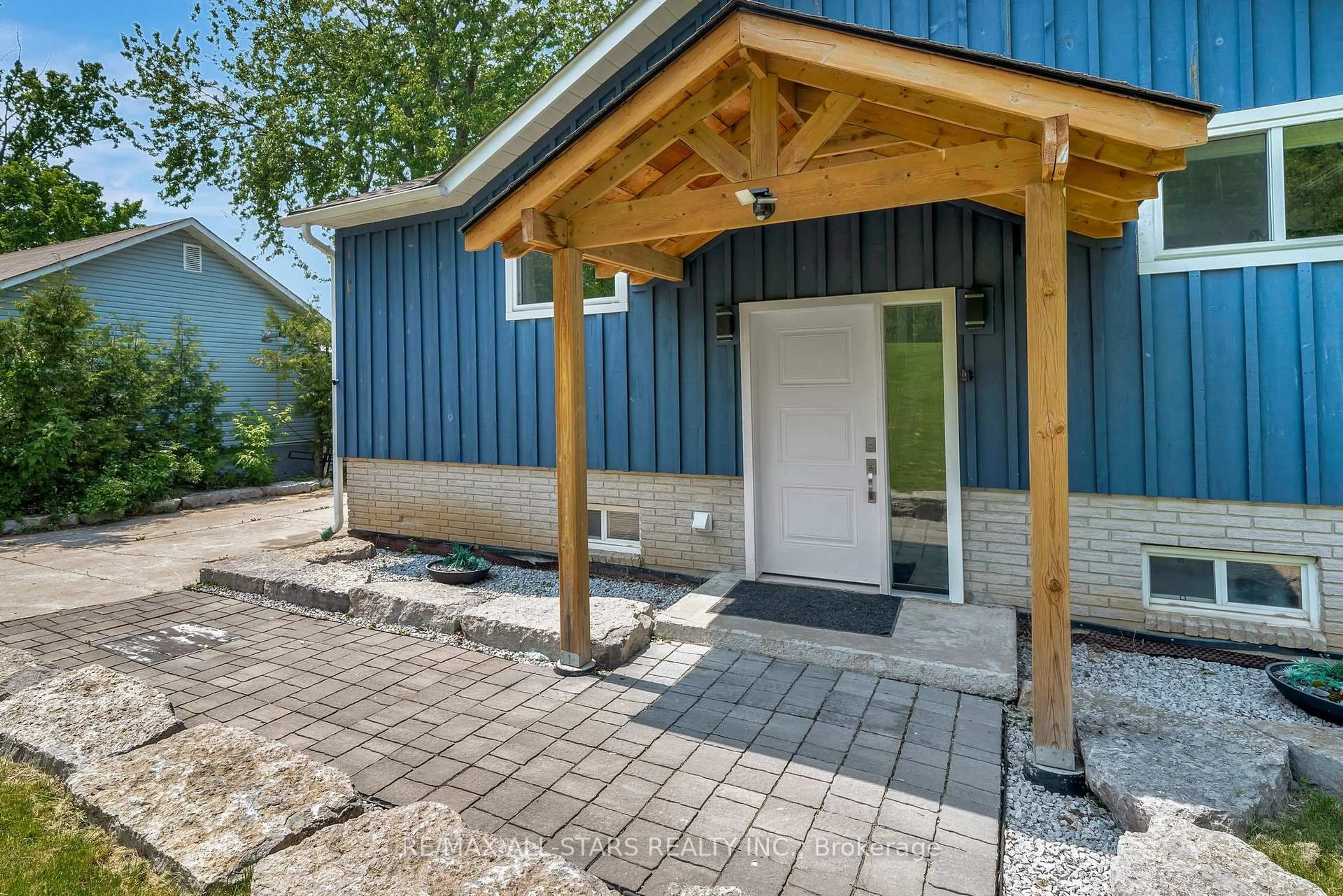Unknown for 267 Snug Harbour Rd, Kawartha Lakes Ontario K9V 4R4