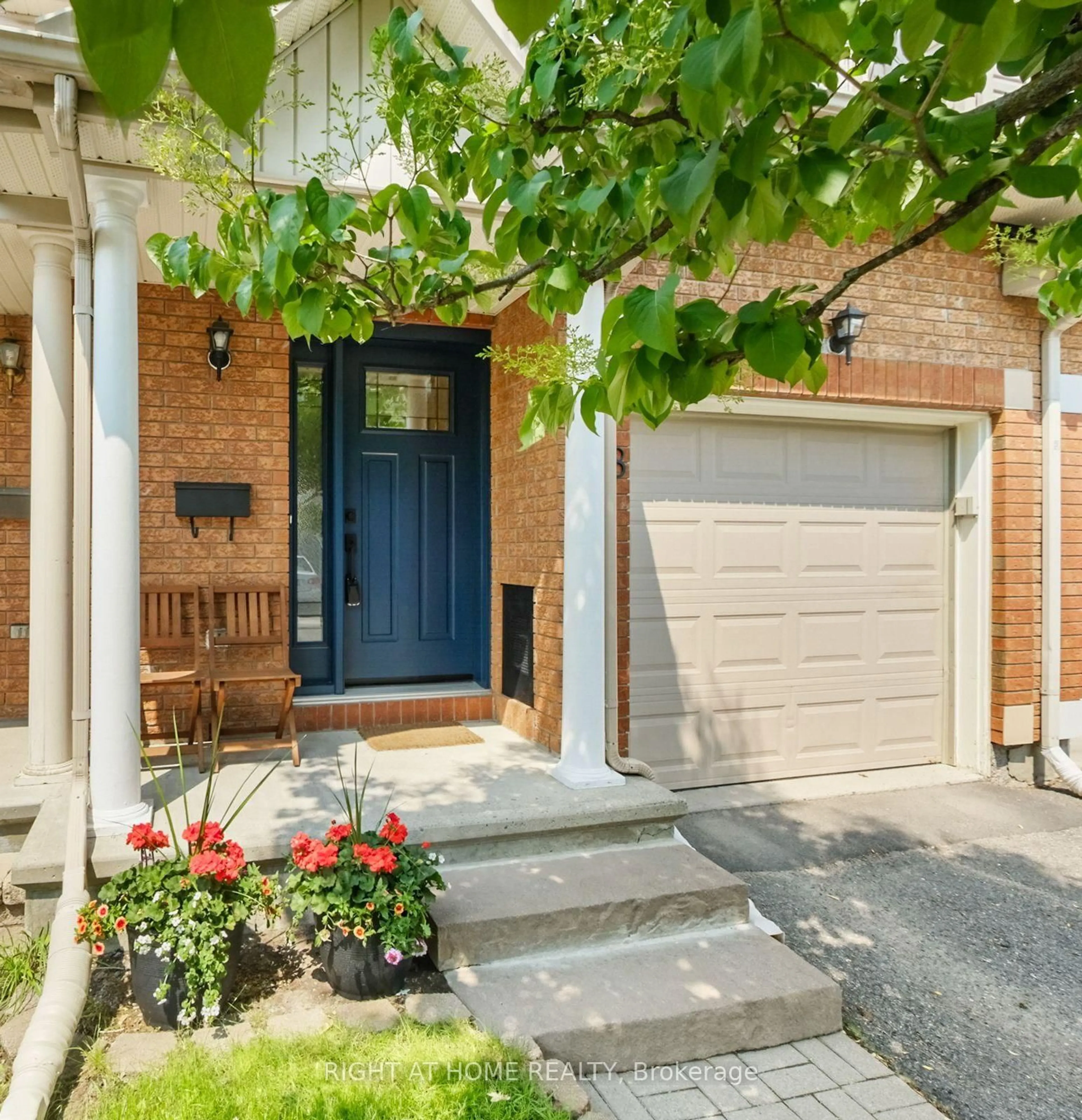 Home with brick exterior material, street for 98 Corsica Private, Ottawa Ontario K1G 5Y1