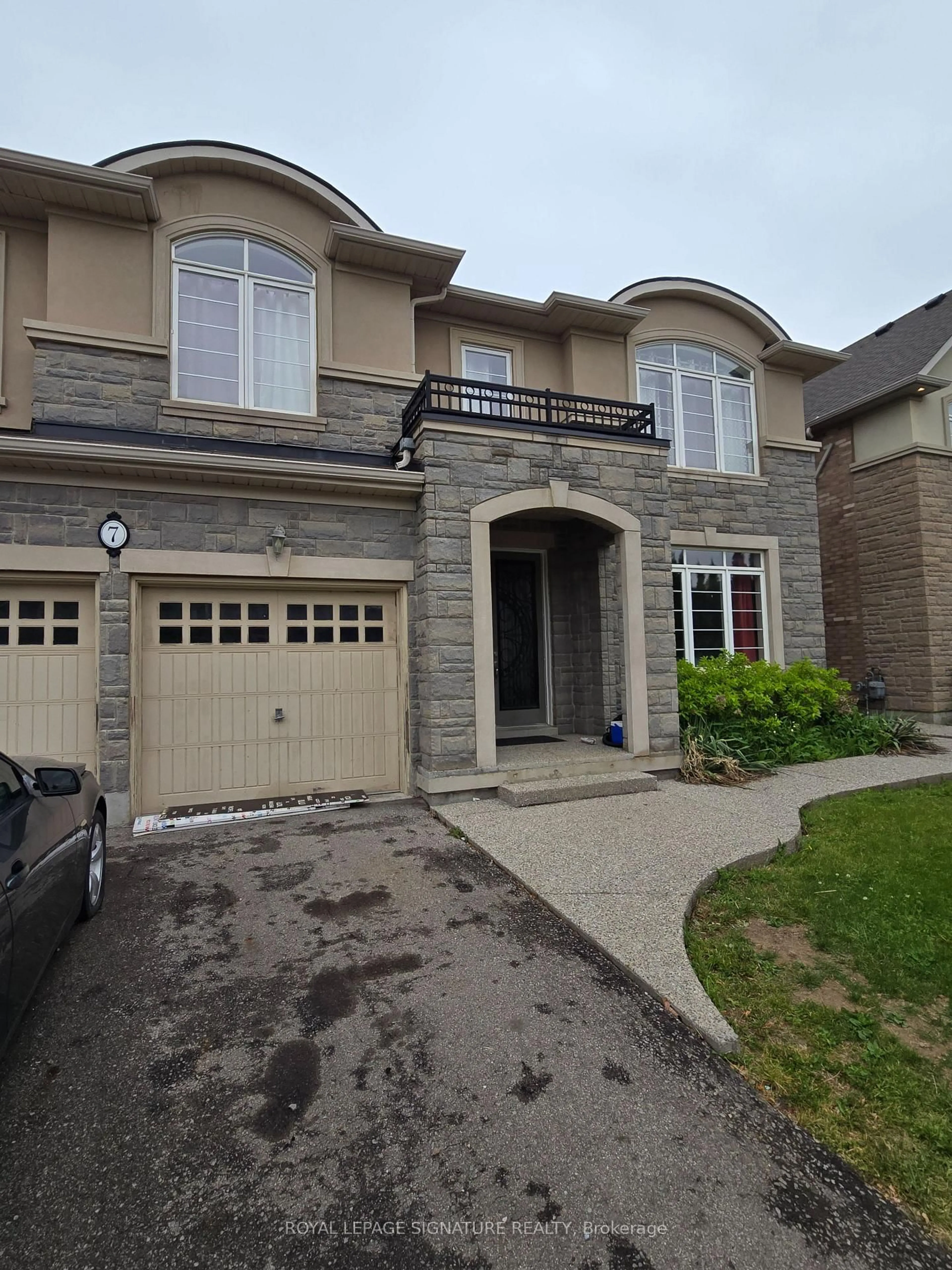 Home with brick exterior material, street for 7 Henderson St, Hamilton Ontario L9K 0G8