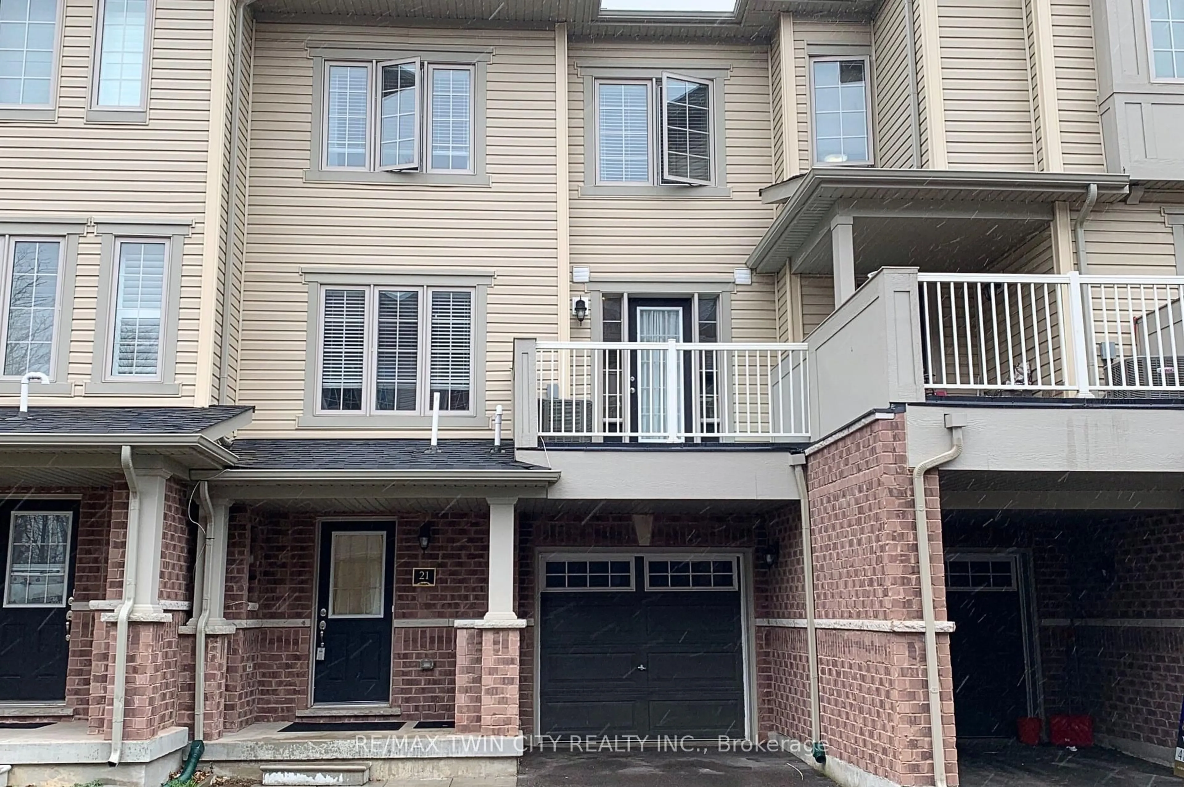 Unknown for 420 Linden Dr #21, Cambridge Ontario N3H 0C6