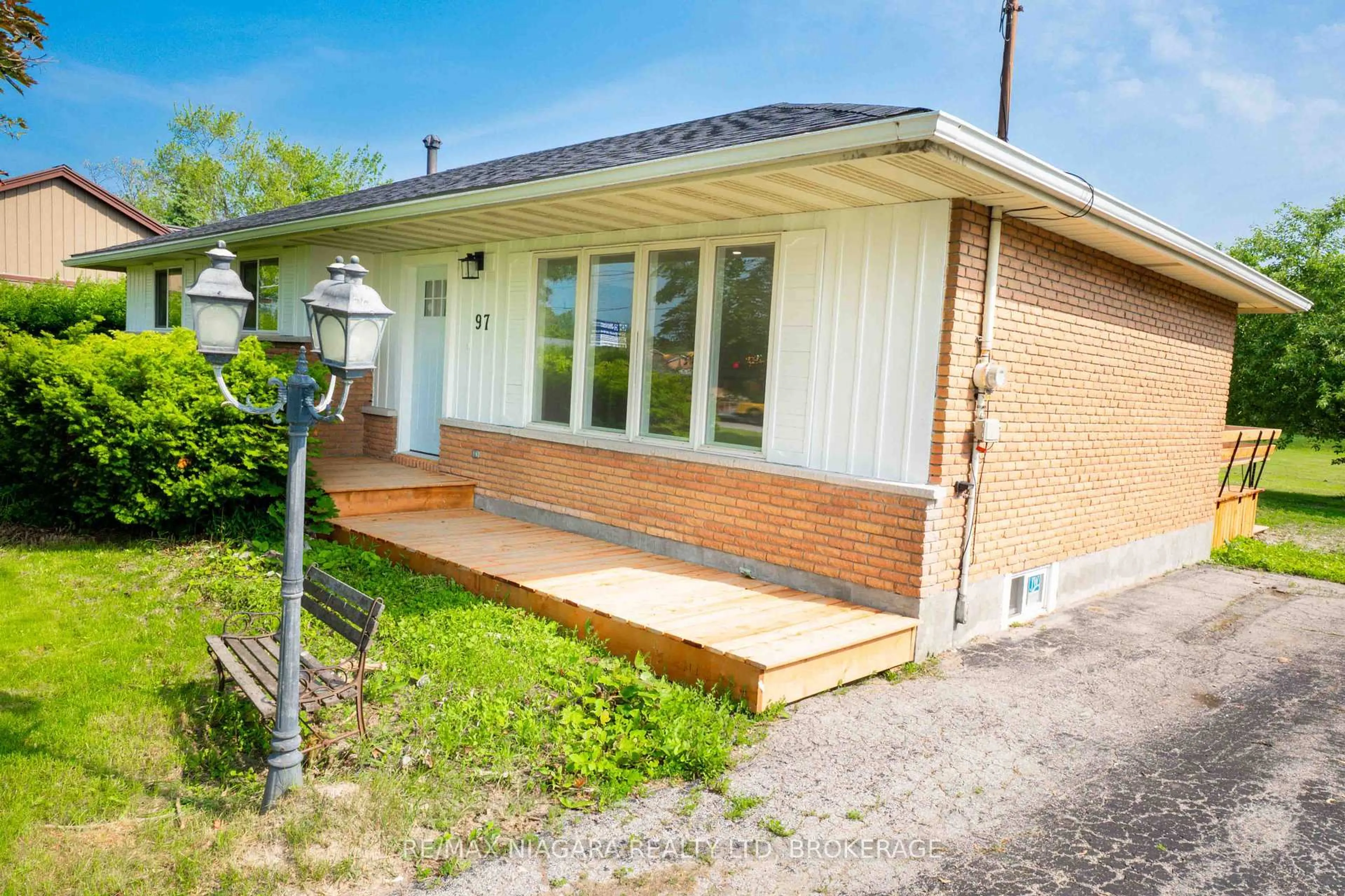 Home with brick exterior material, street for 97 King St St, Haldimand Ontario N0A 1H0