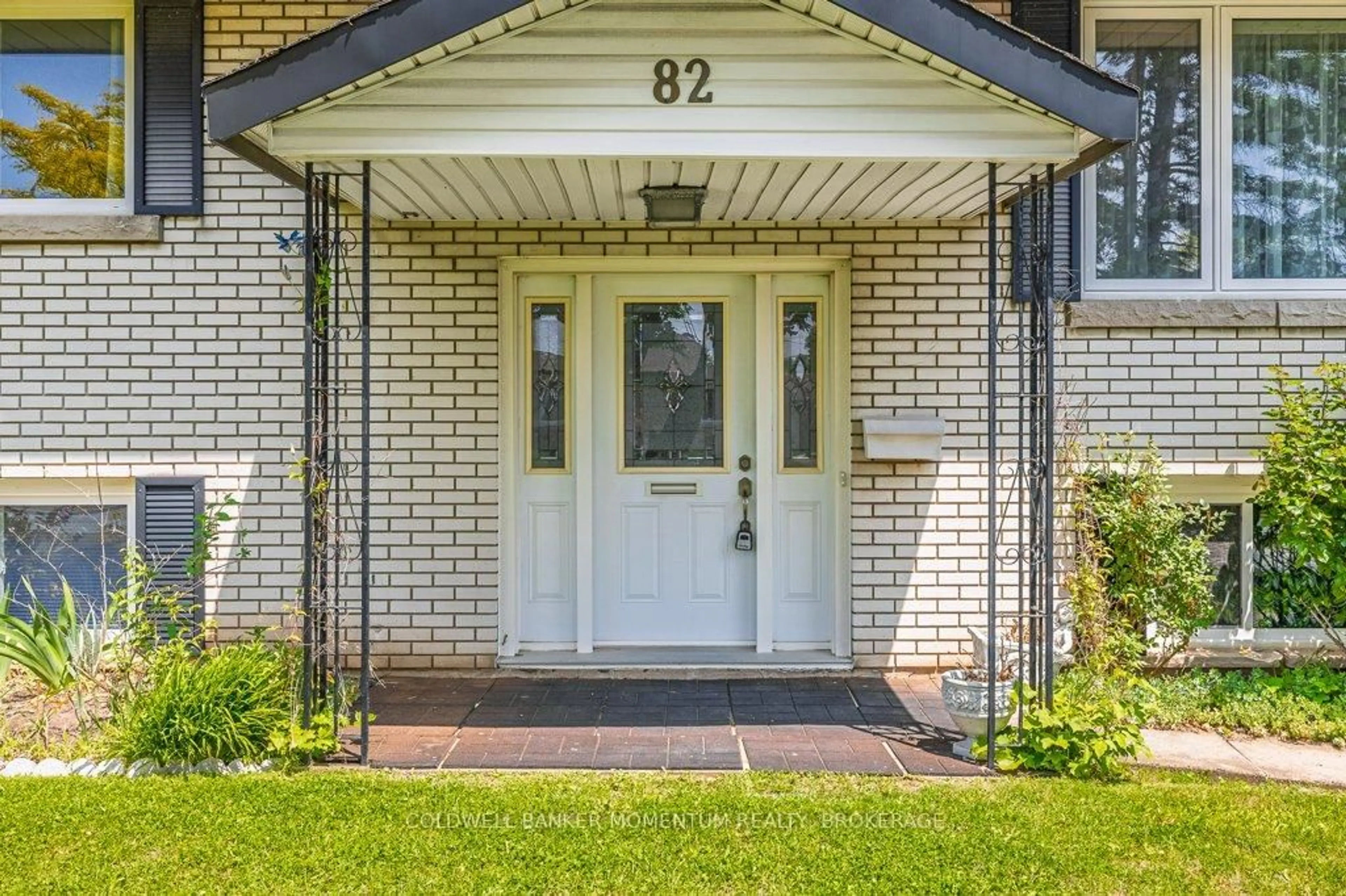 Unknown for 82 Mcdonald Ave, Thorold Ontario L2V 3E7