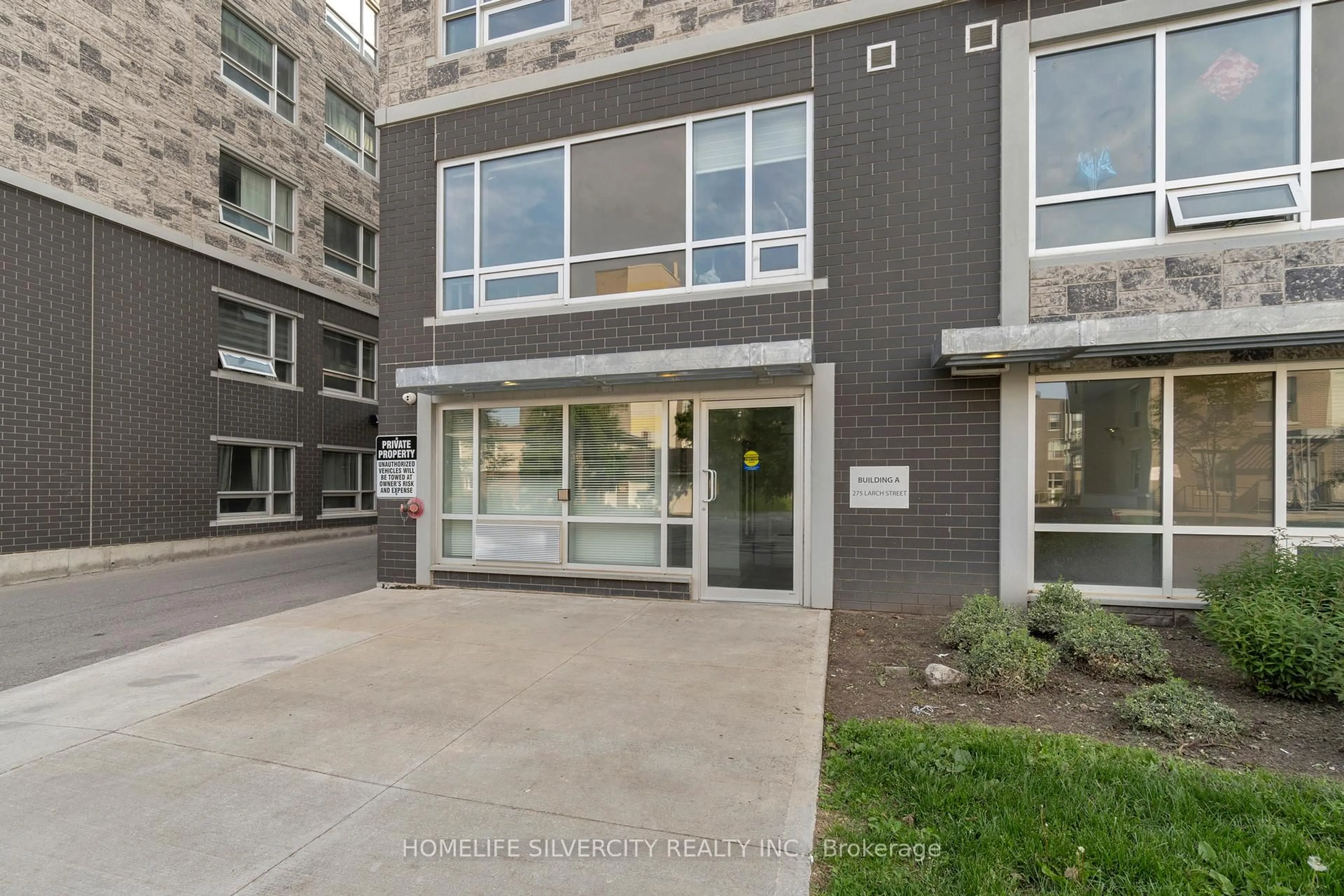 Unknown for 275 Larch St #405, Waterloo Ontario N2L 0J1