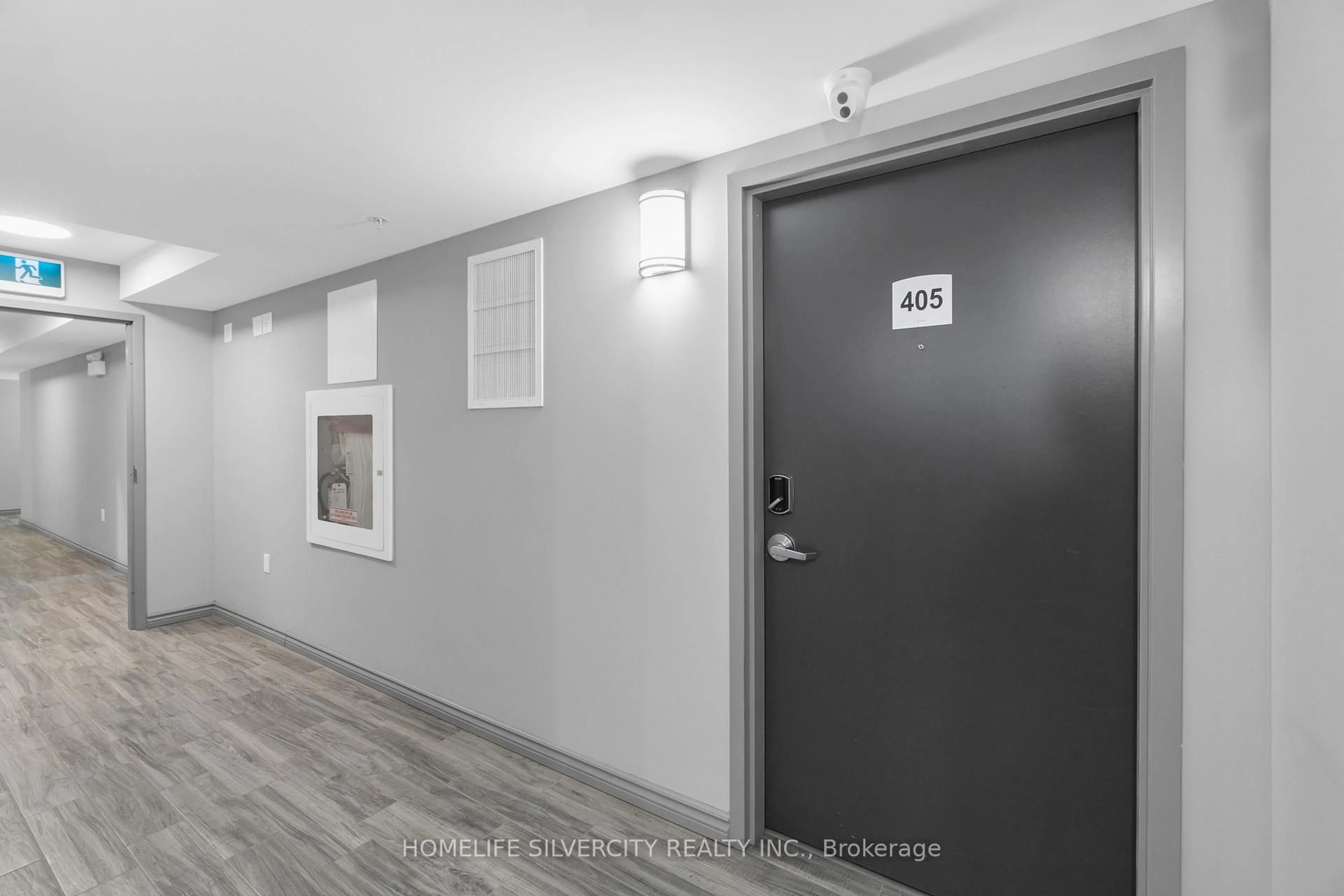 Indoor entryway for 275 Larch St #405, Waterloo Ontario N2L 0J1