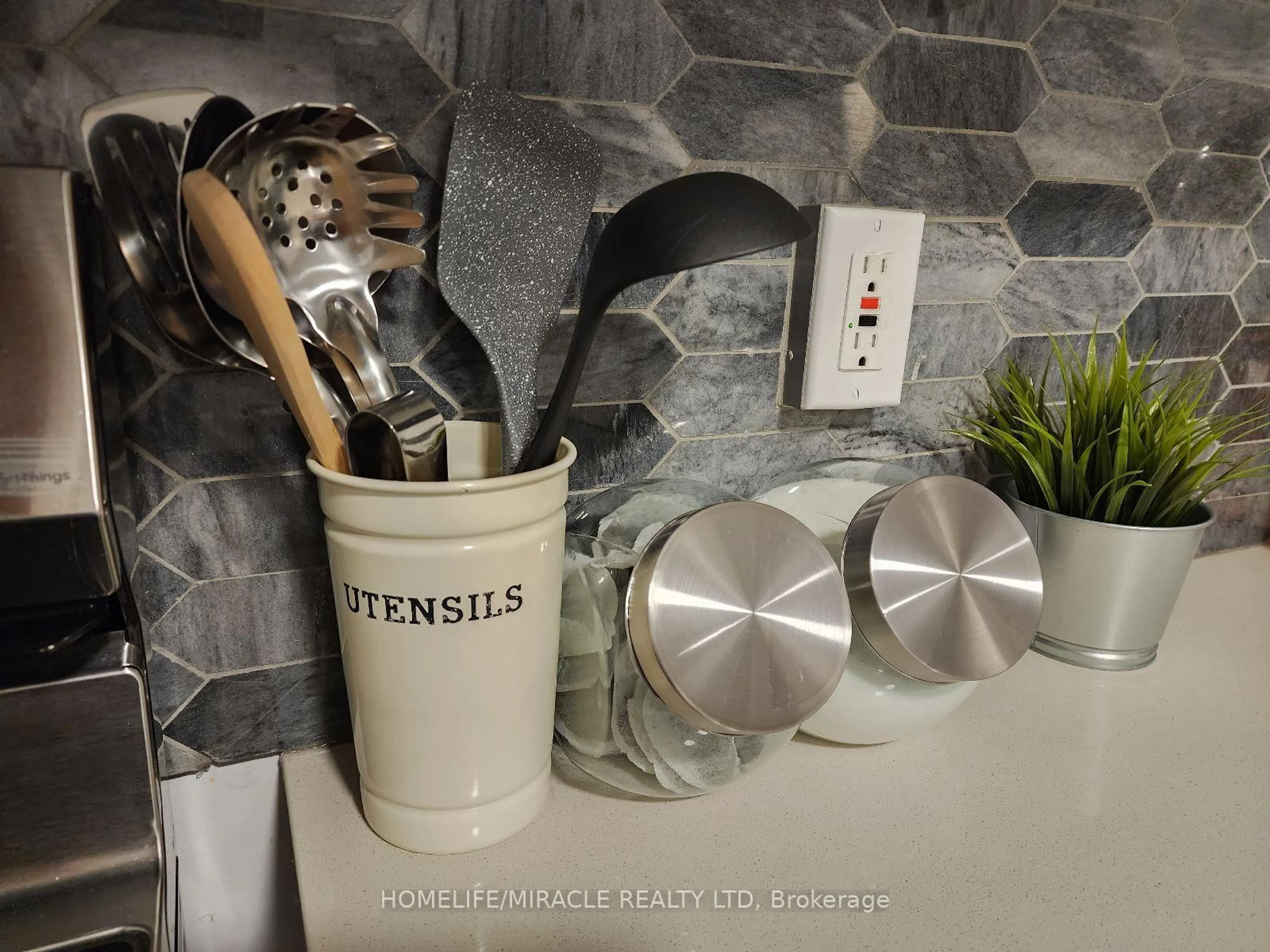 Contemporary kitchen, ceramic/tile floor for 87 westmount Rd, Waterloo Ontario N2L 2R7