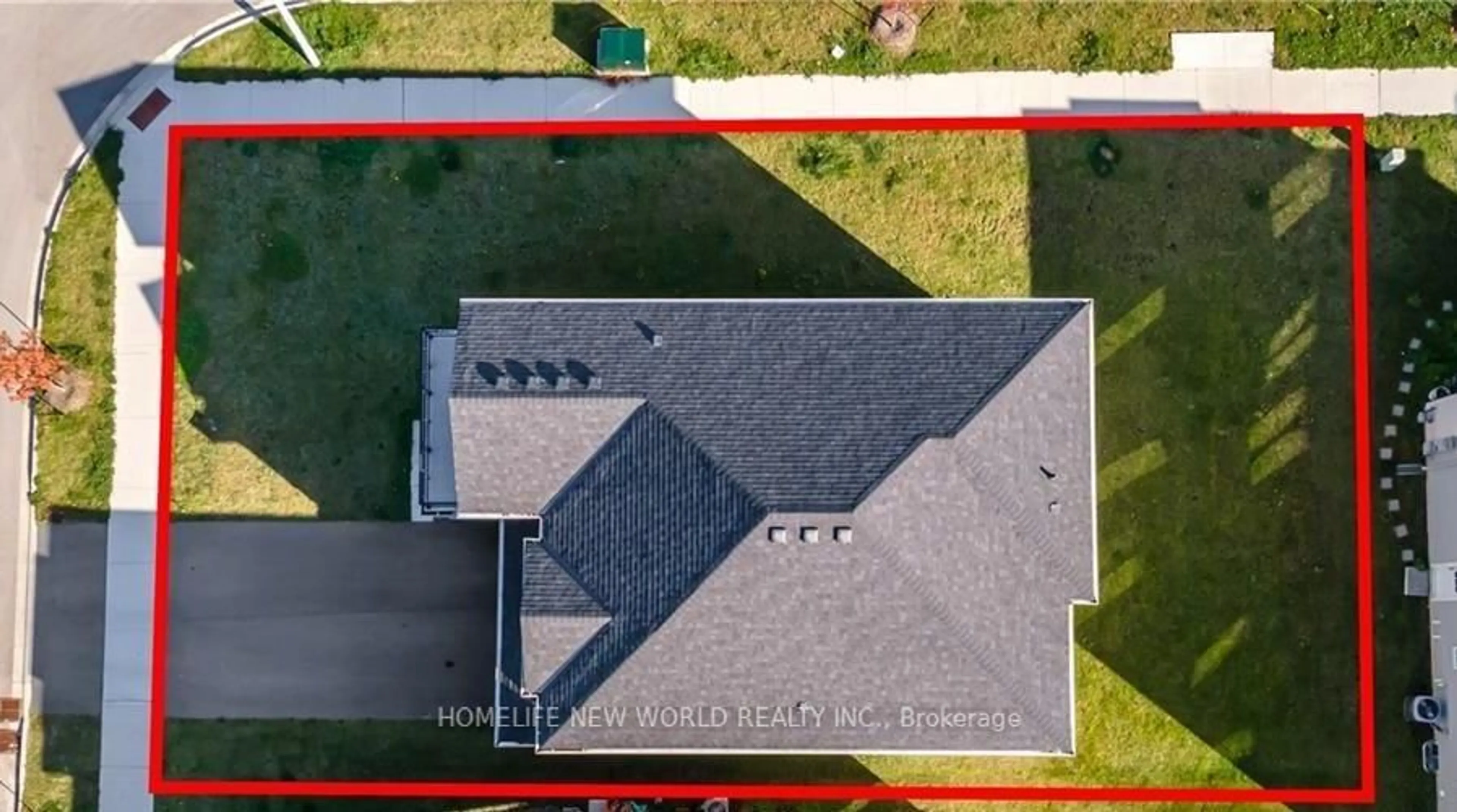 A pic from outside/outdoor area/front of a property/back of a property/a pic from drone, building for 162 MCCABE Ave, Welland Ontario L3B 0H6