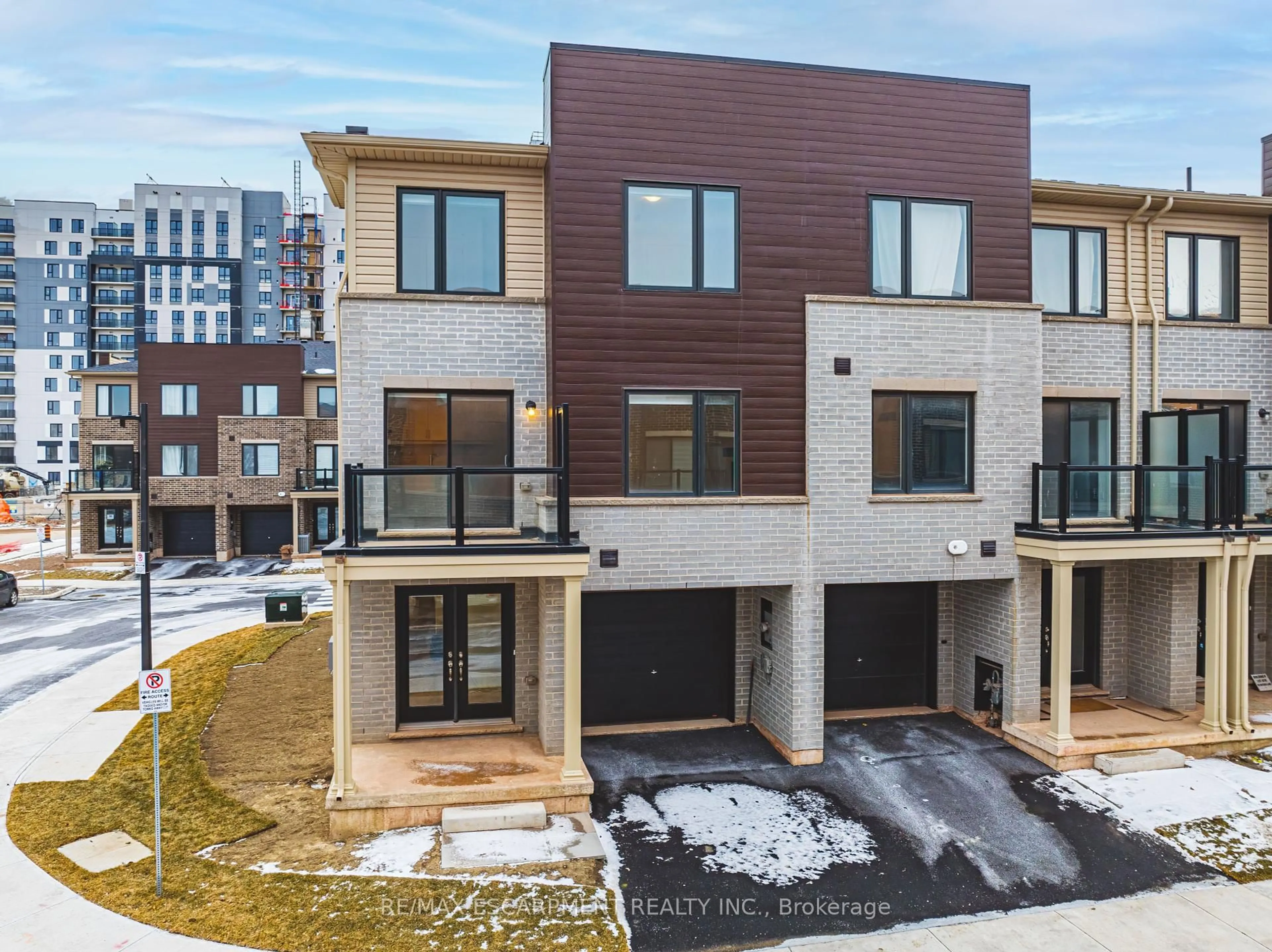 Home with brick exterior material, street for 55 Dryden Lane, Hamilton Ontario L8H 0B6