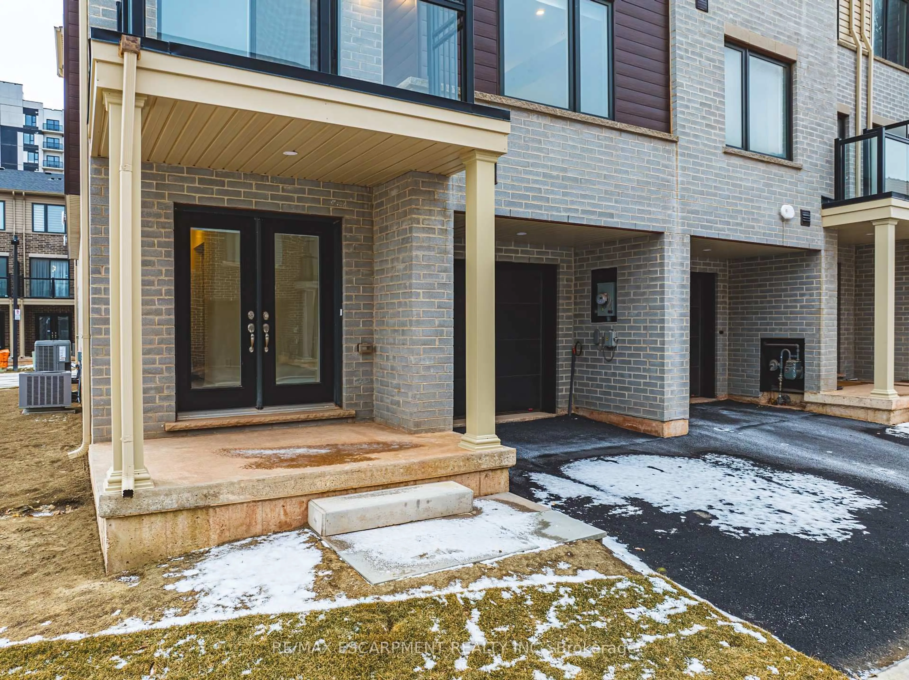 Unknown for 55 Dryden Lane, Hamilton Ontario L8H 0B6