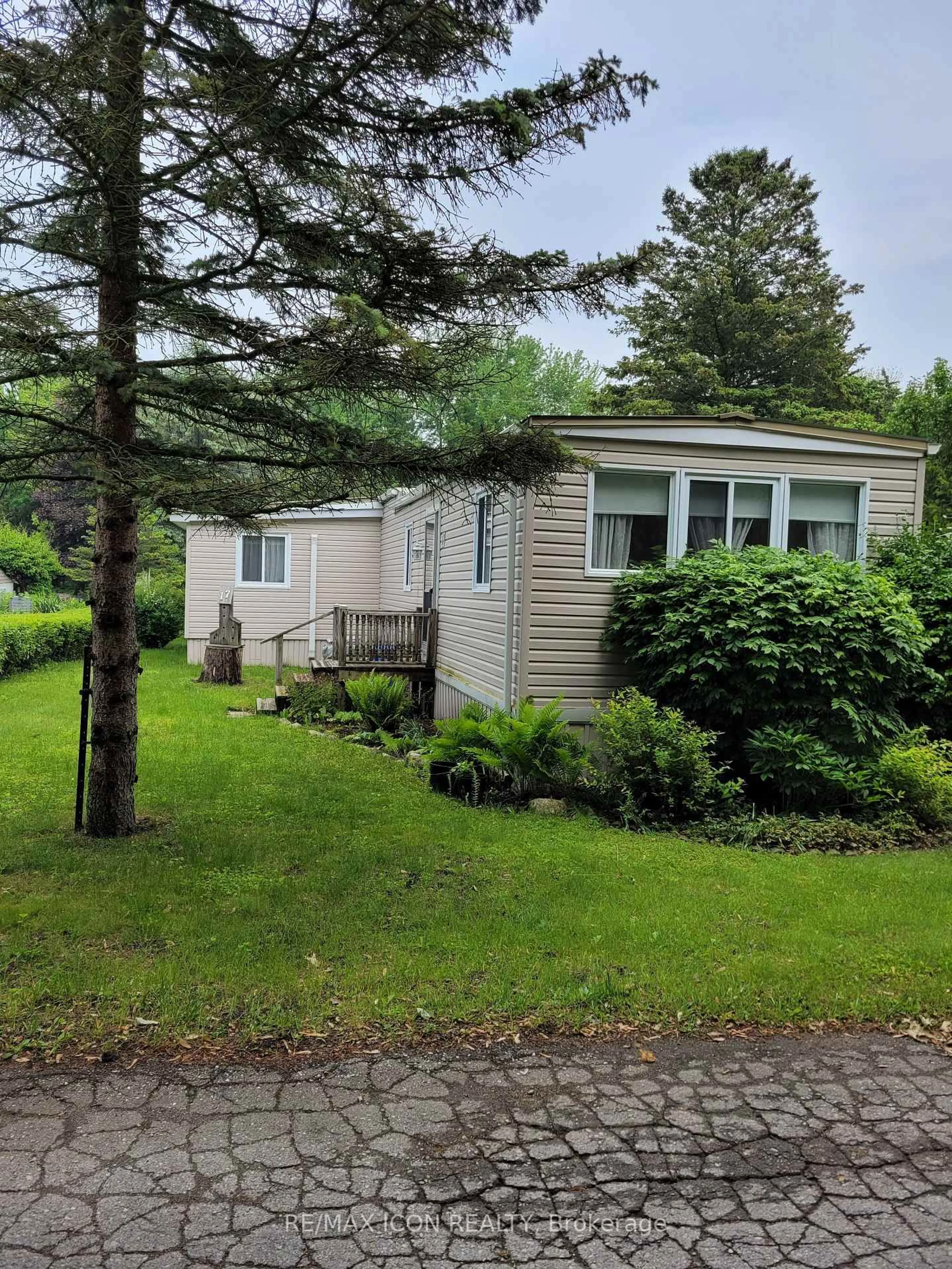 Unknown for 9839 Lakeshore Rd #17, Lambton Shores Ontario N0M 1T0
