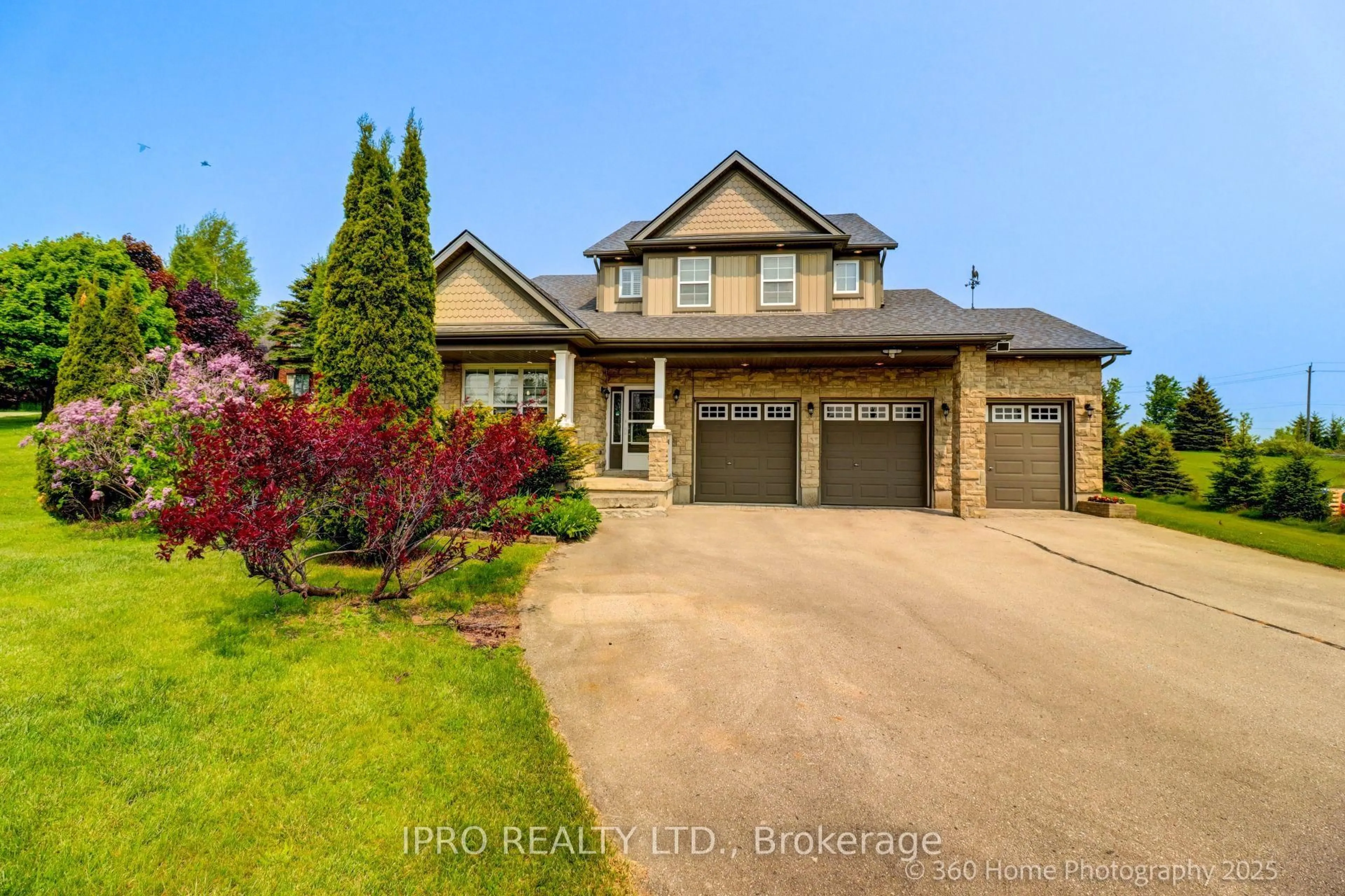Home with brick exterior material, street for 37 Woodland Dr, East Garafraxa Ontario L9W 6B7
