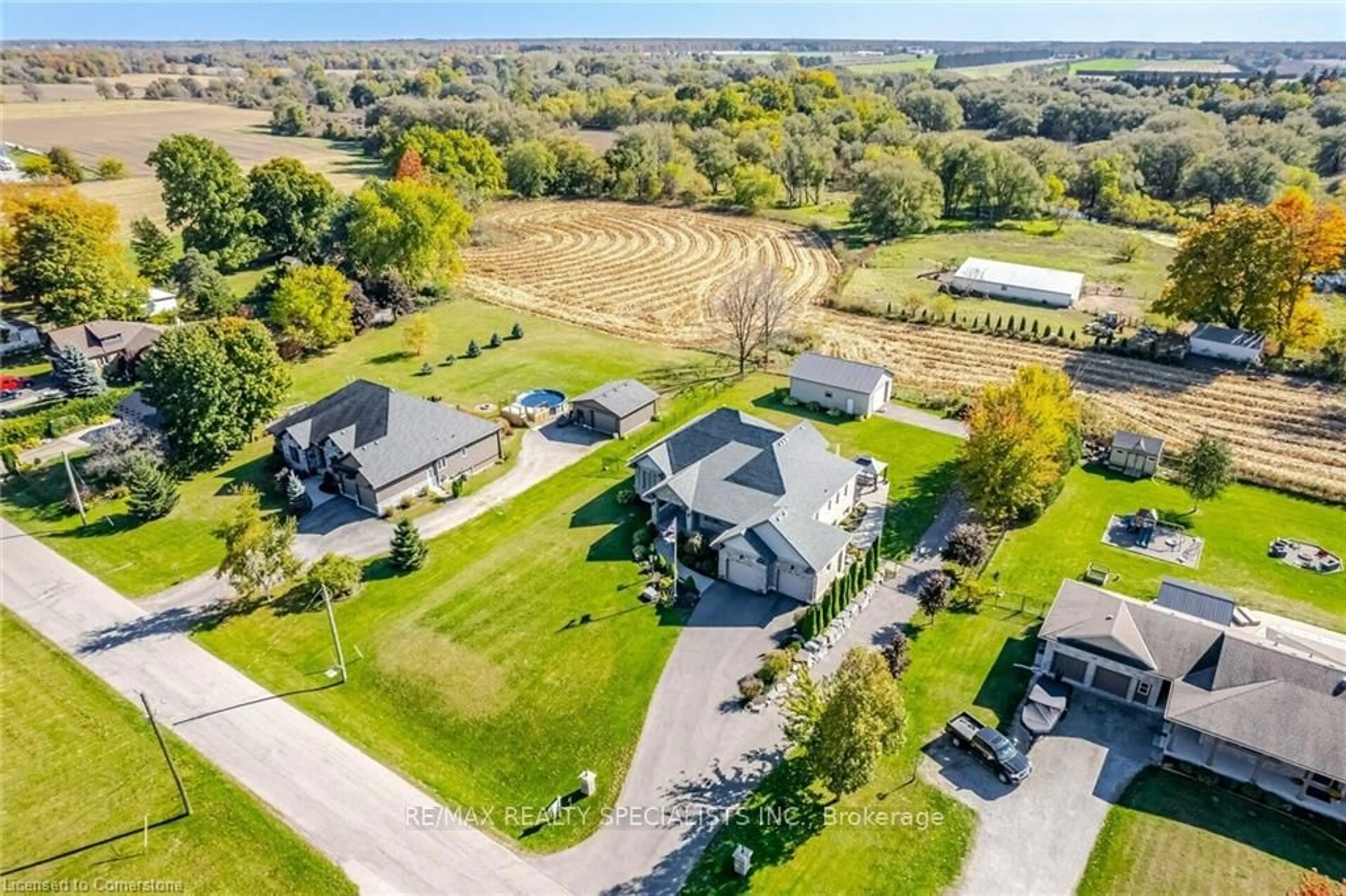 A pic from outside/outdoor area/front of a property/back of a property/a pic from drone, water/lake/river/ocean view for 339 Sixth Concession Rd, Brant Ontario N0E 1B0