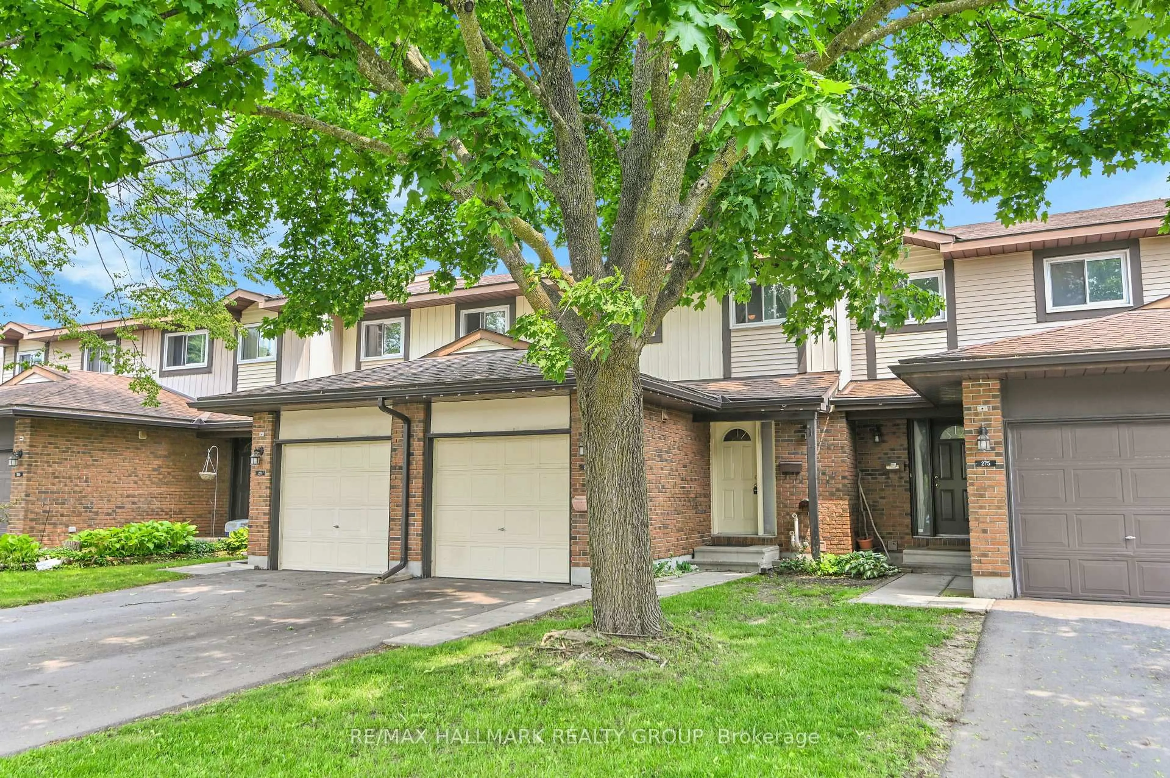 Unknown for 273 Pickford Dr, Kanata Ontario K2L 3E3